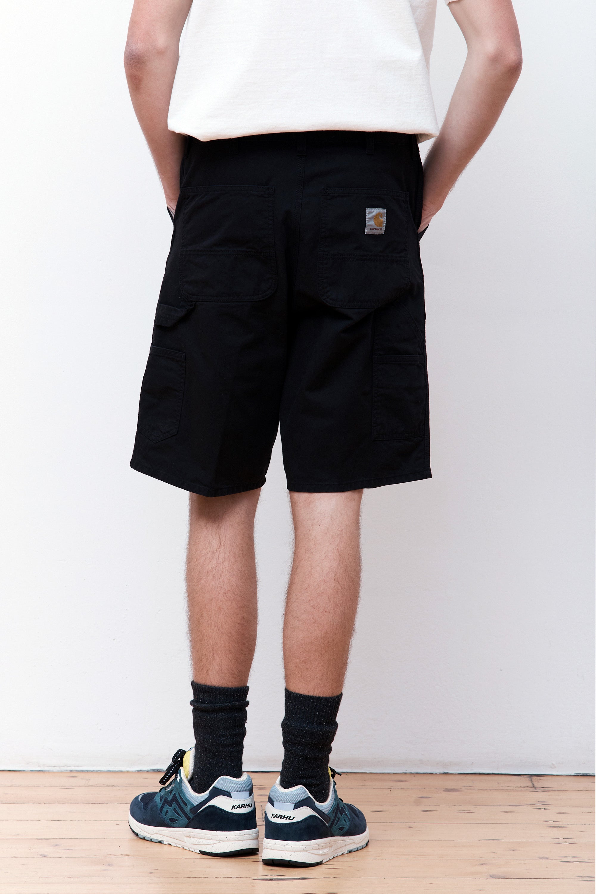 Single Knee Short Black