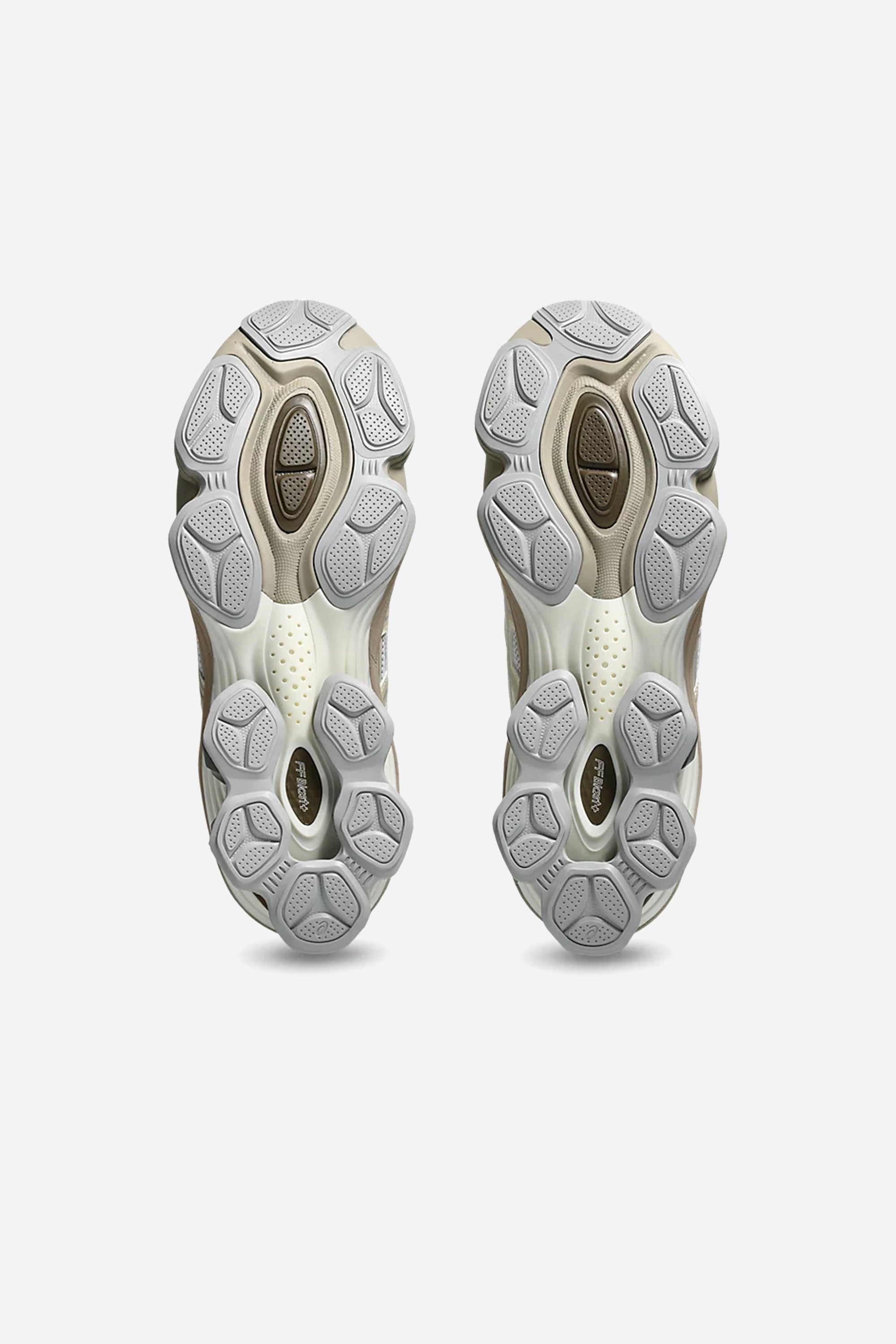 Gel-Kinetic Fluent White/Marzipan