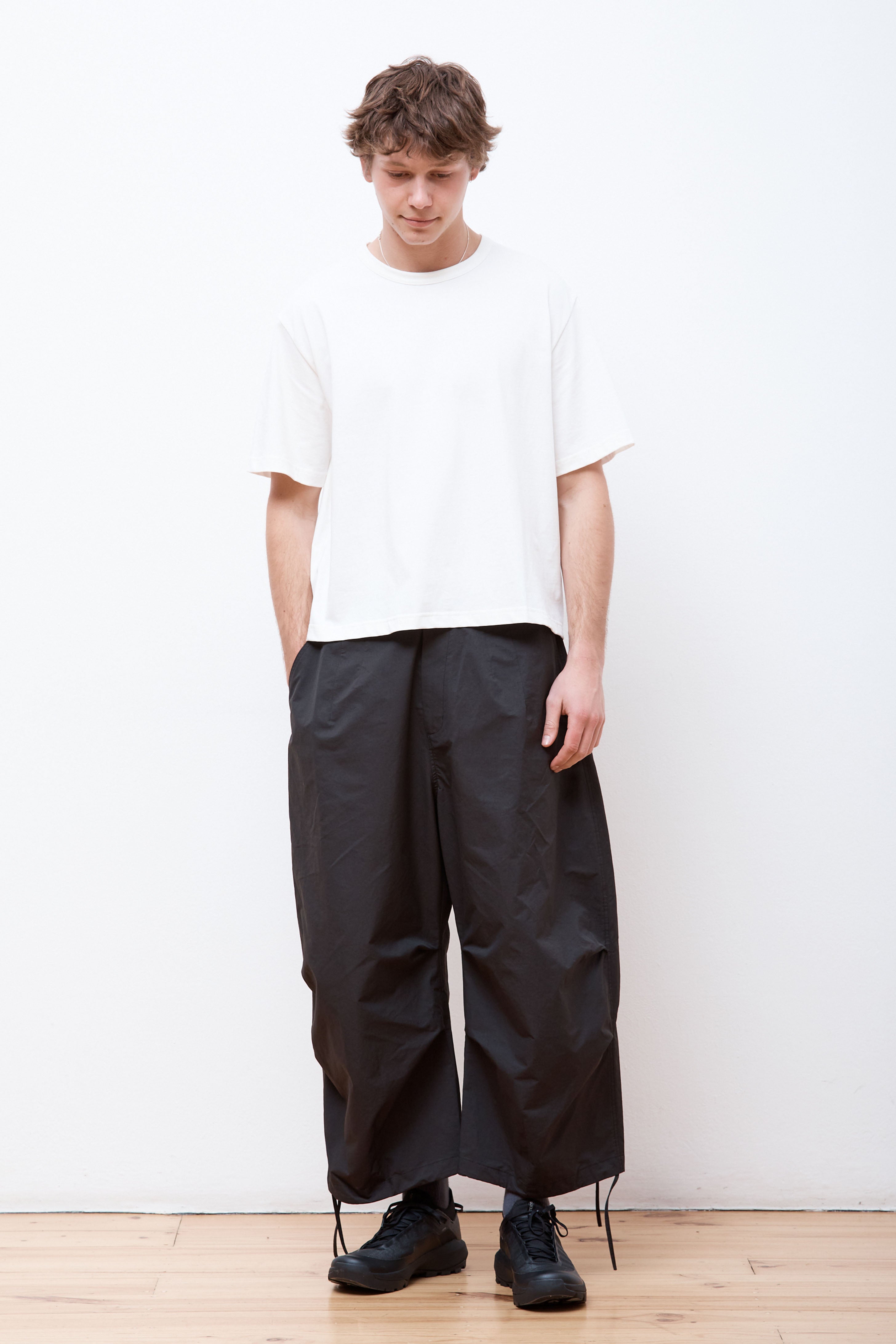 Cotton Nylon Wide Capri Pants Black