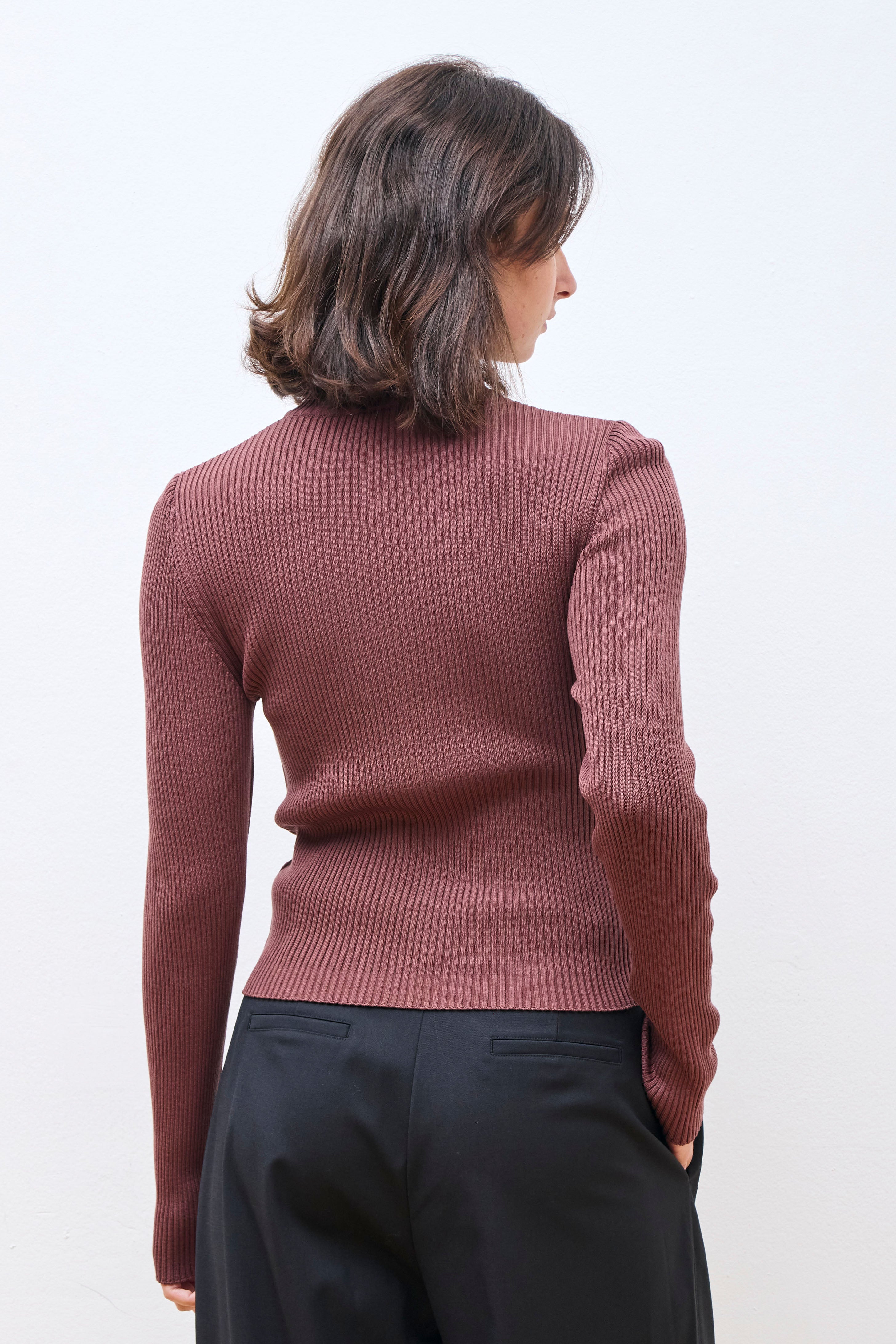 Ribbed Mock Neck Cardigan Brown