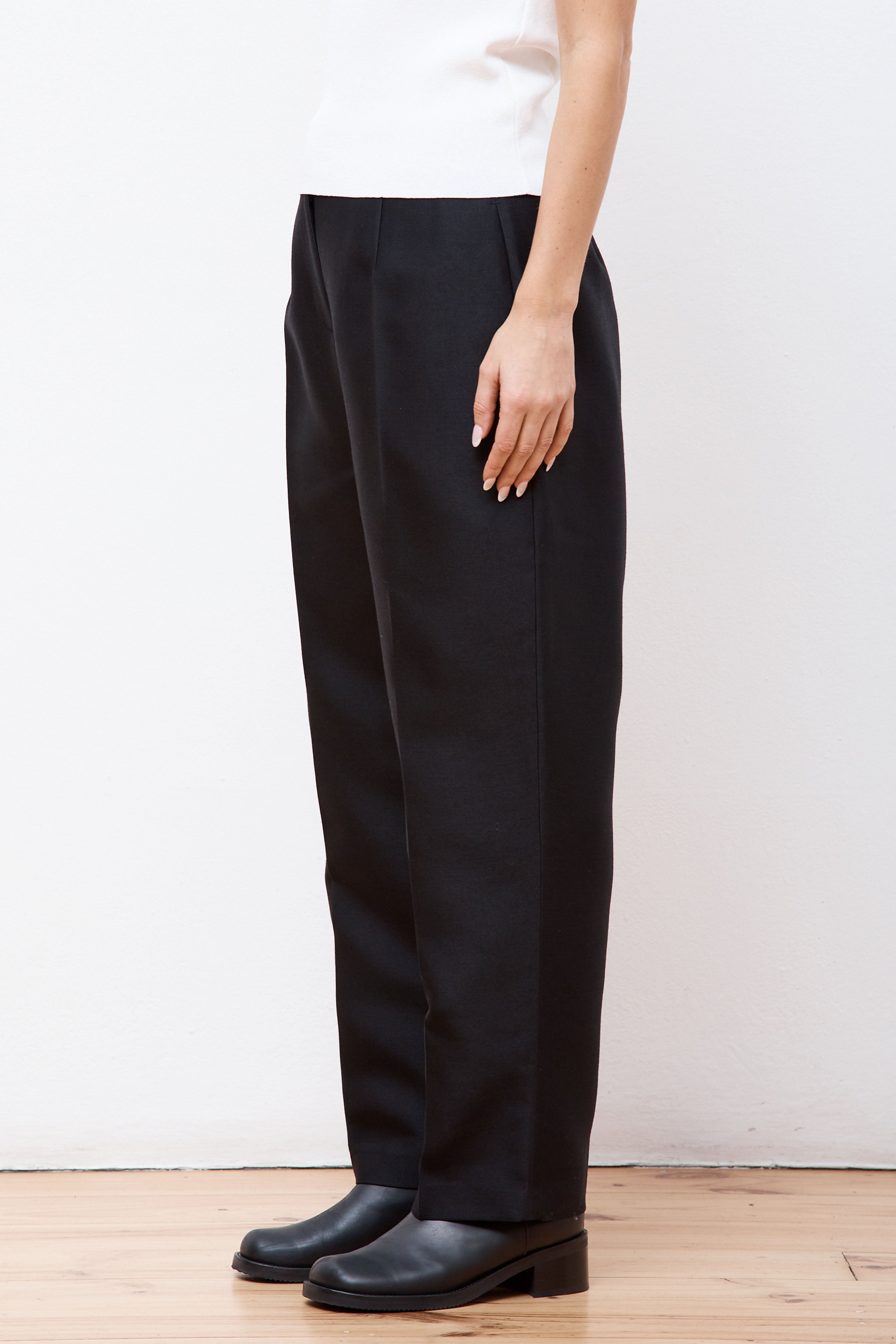 Wool Silk Structure Pants Black