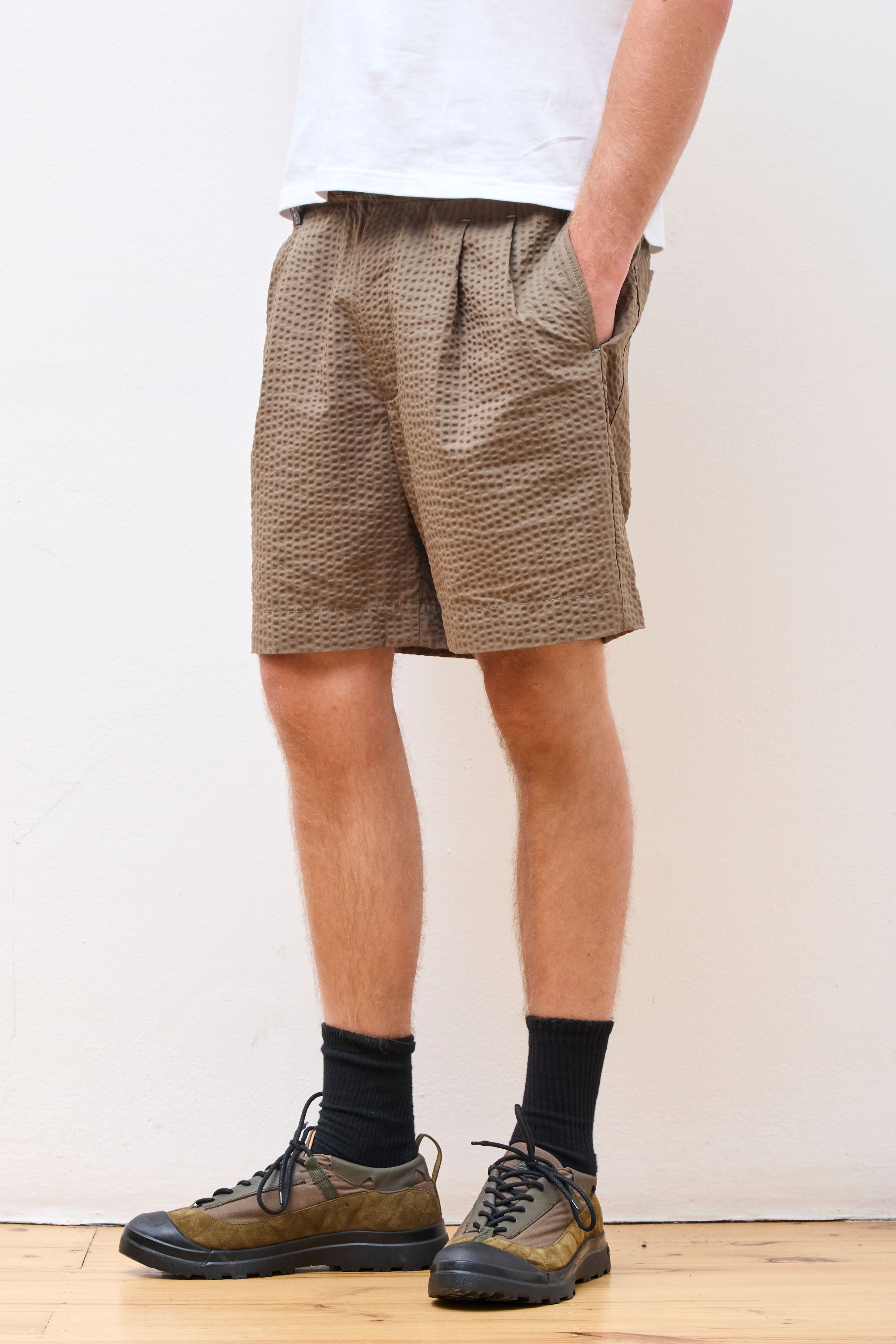 Dry Soft Seersucker Short Pants (M) Beige