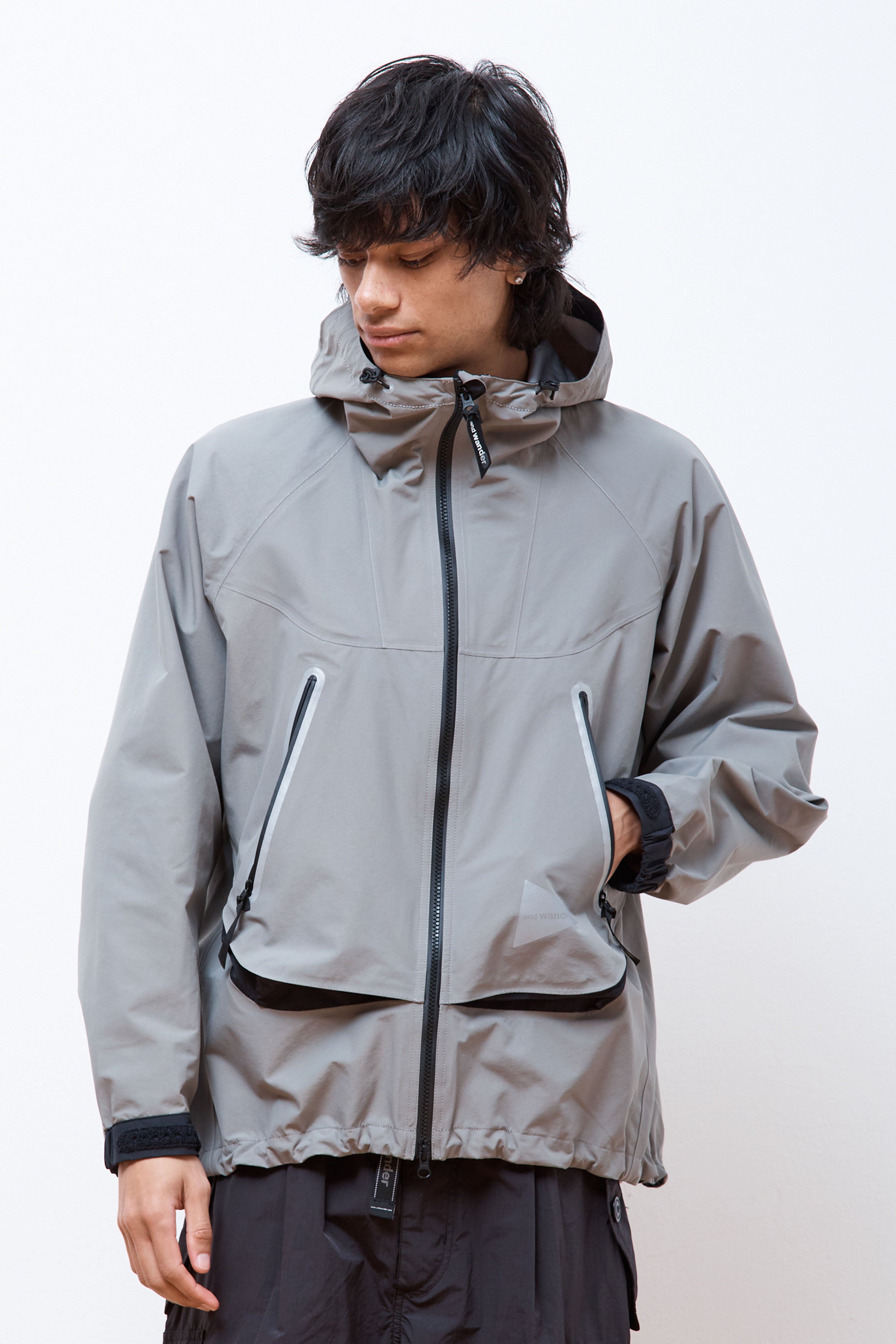 Loose Fitting Rain Jacket Gray