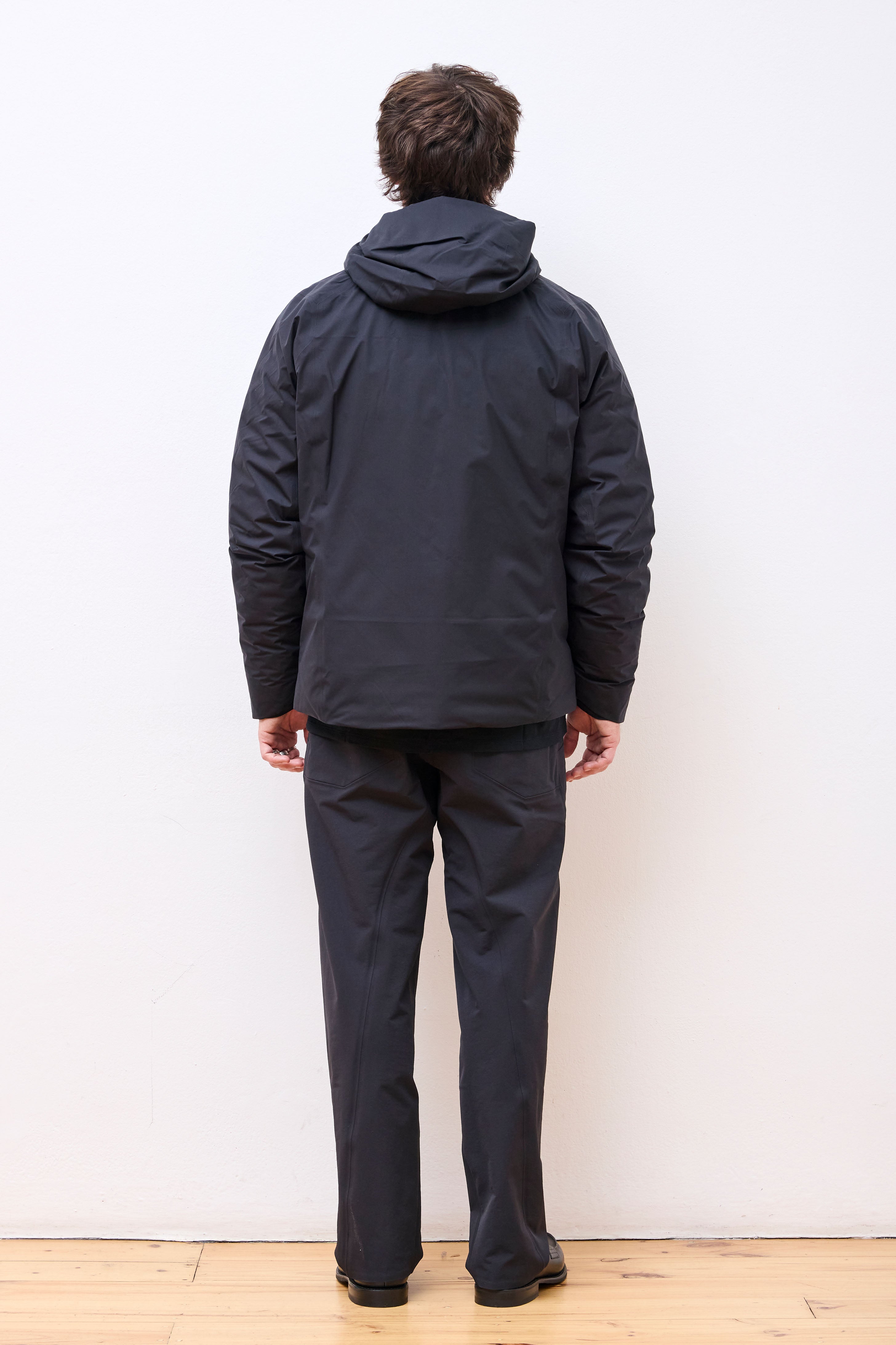 Veilance Altus Down Jacket M Black
