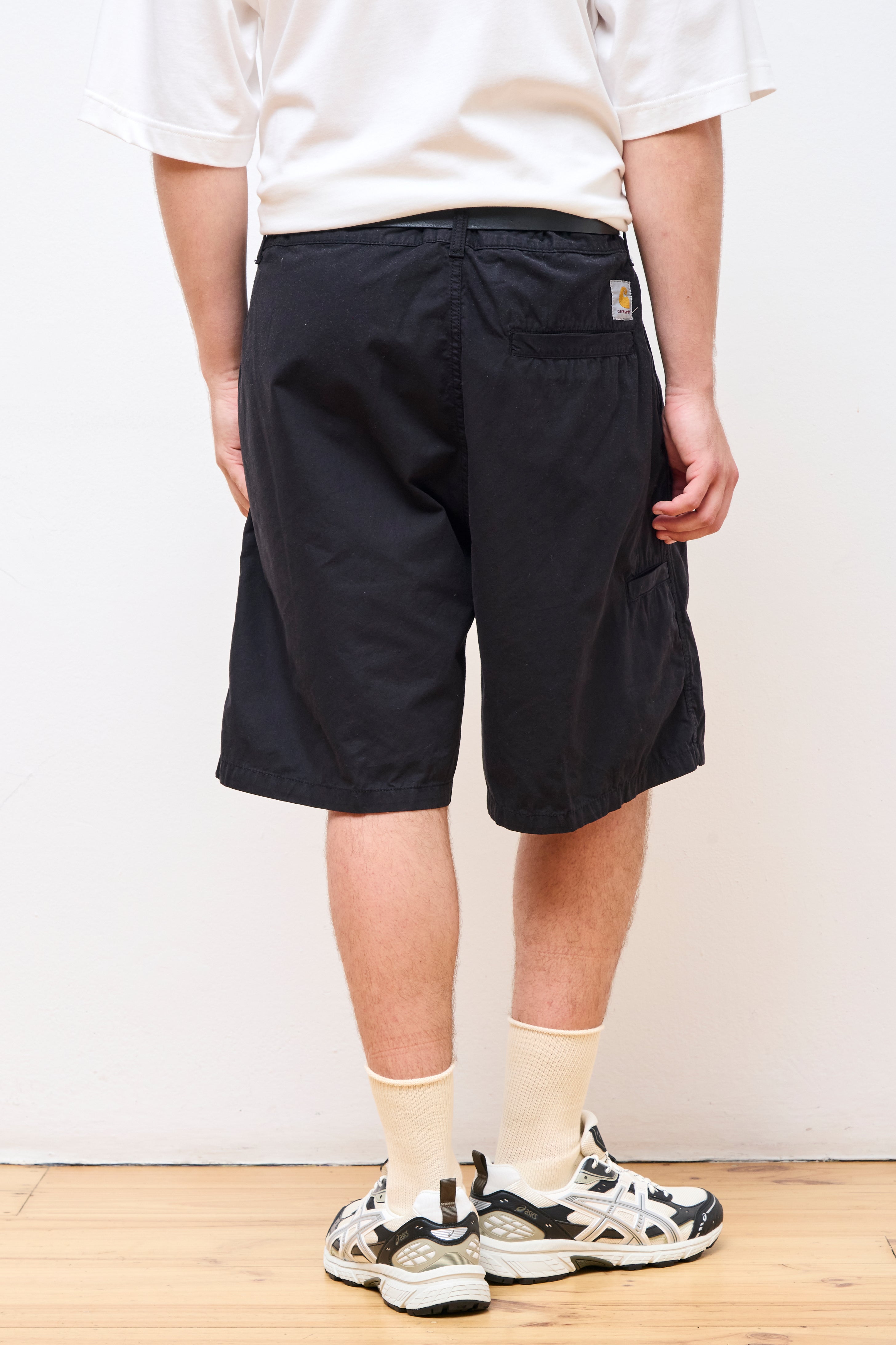 Colston Short Black