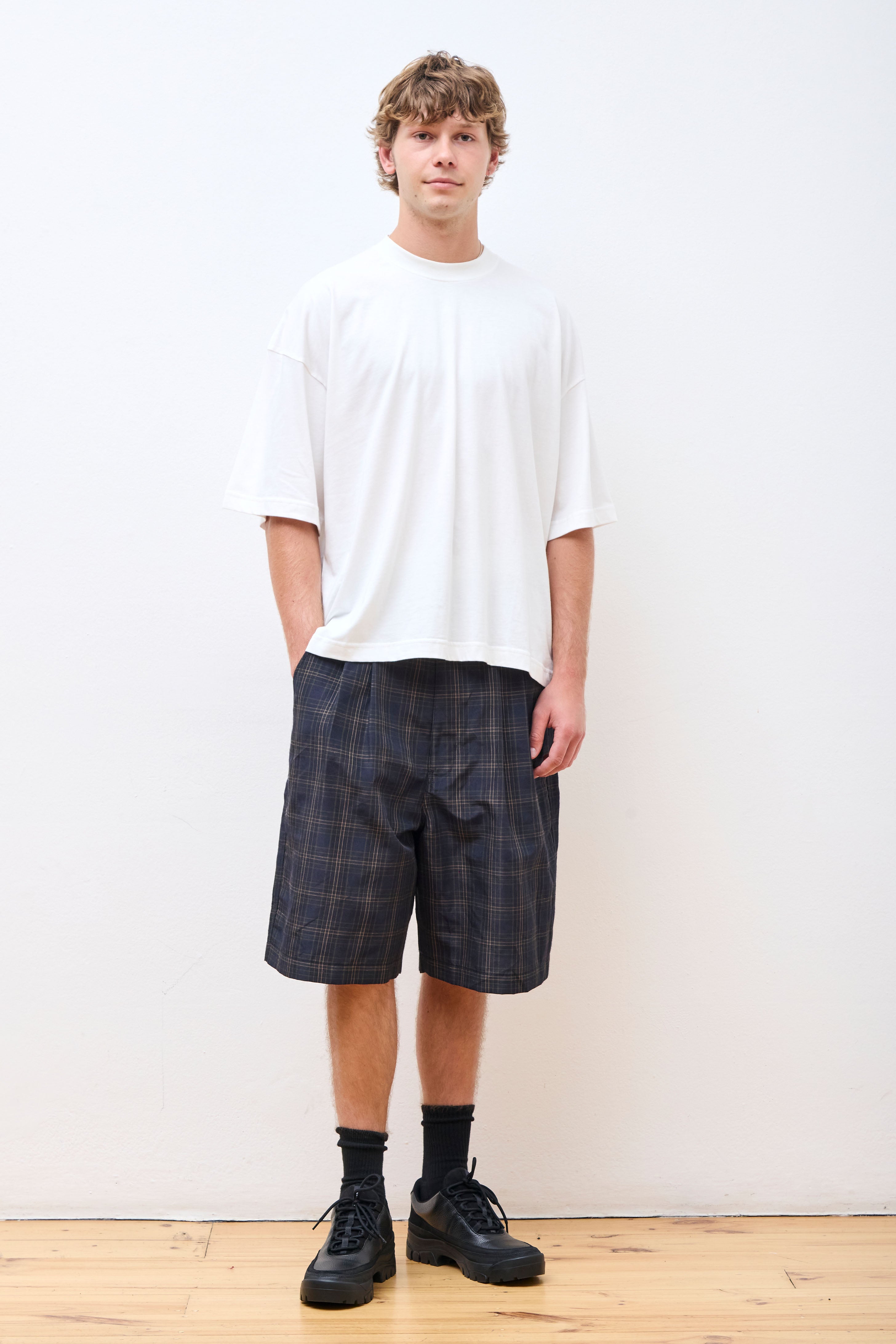 Linen Plaid Shorts Navy