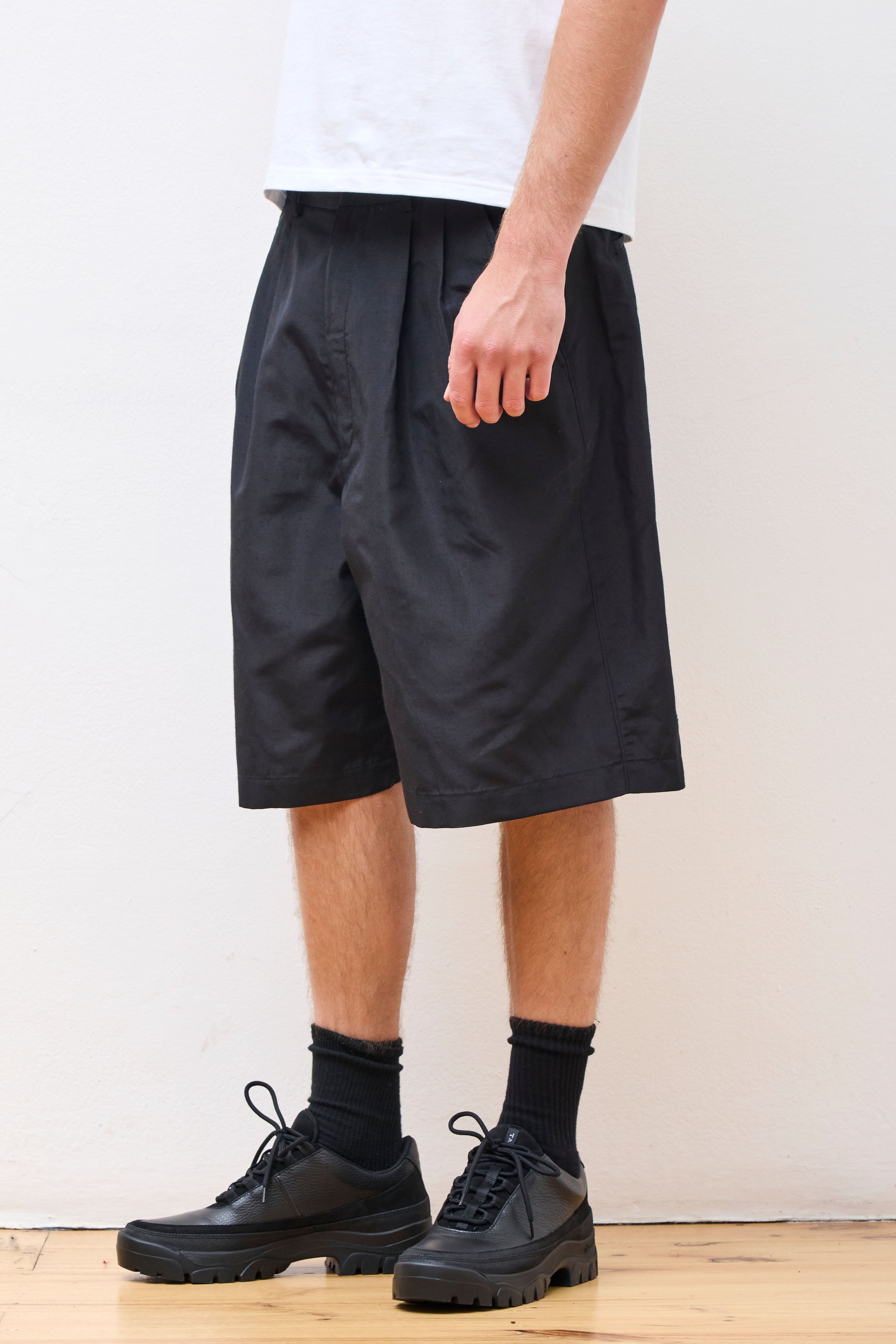 Linen Shorts Black