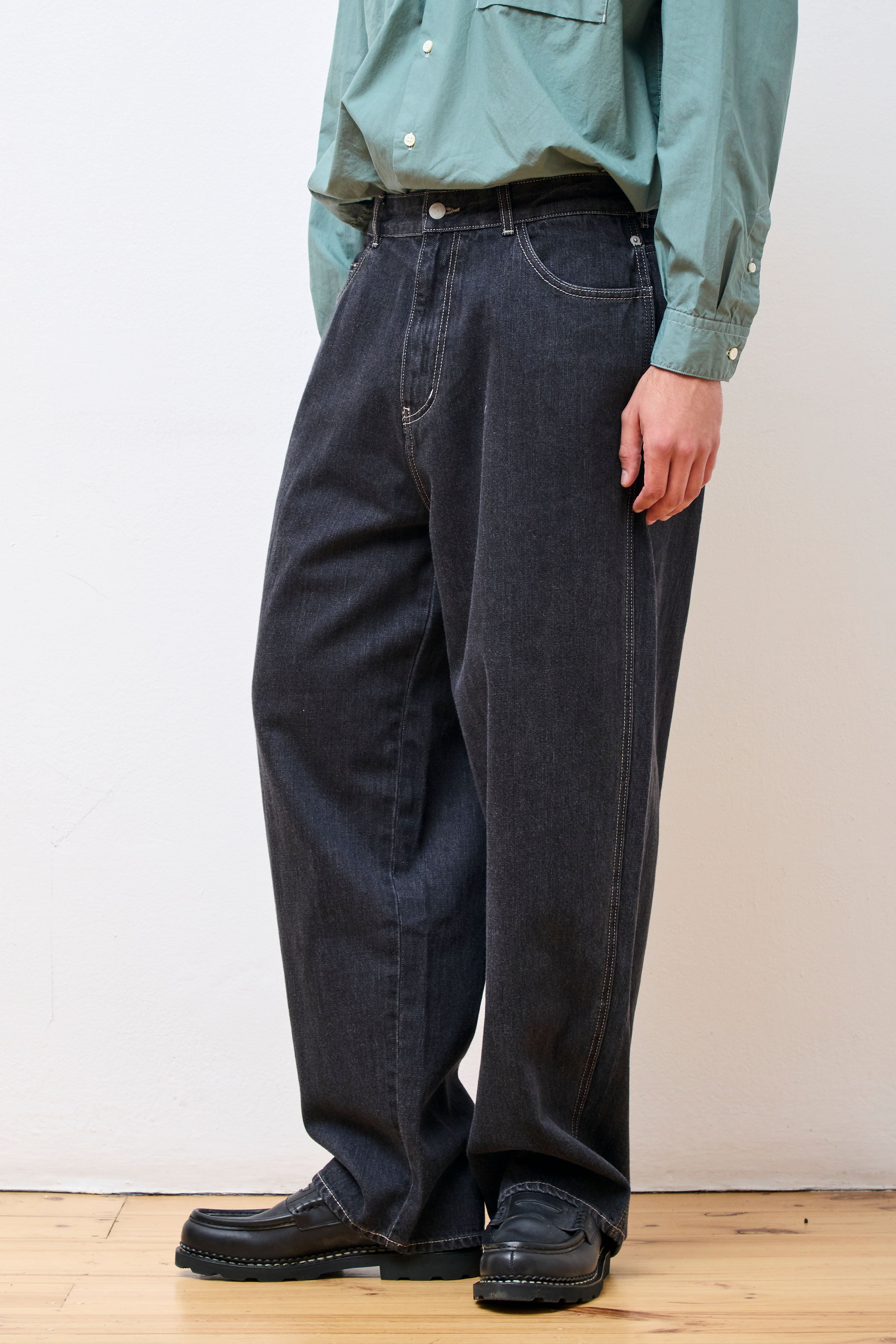 Creator Denim Pants Washed Black