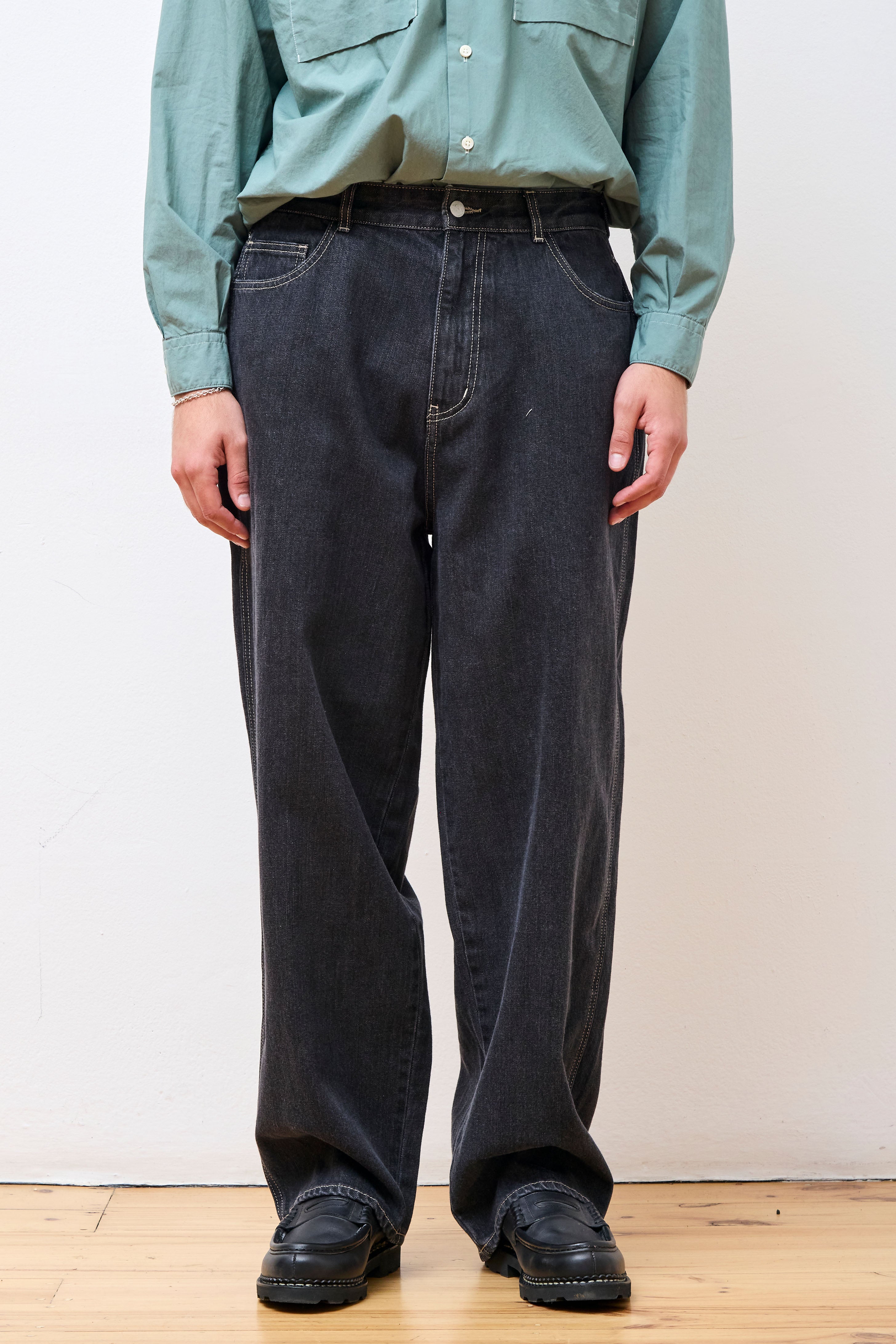 Creator Denim Pants Washed Black