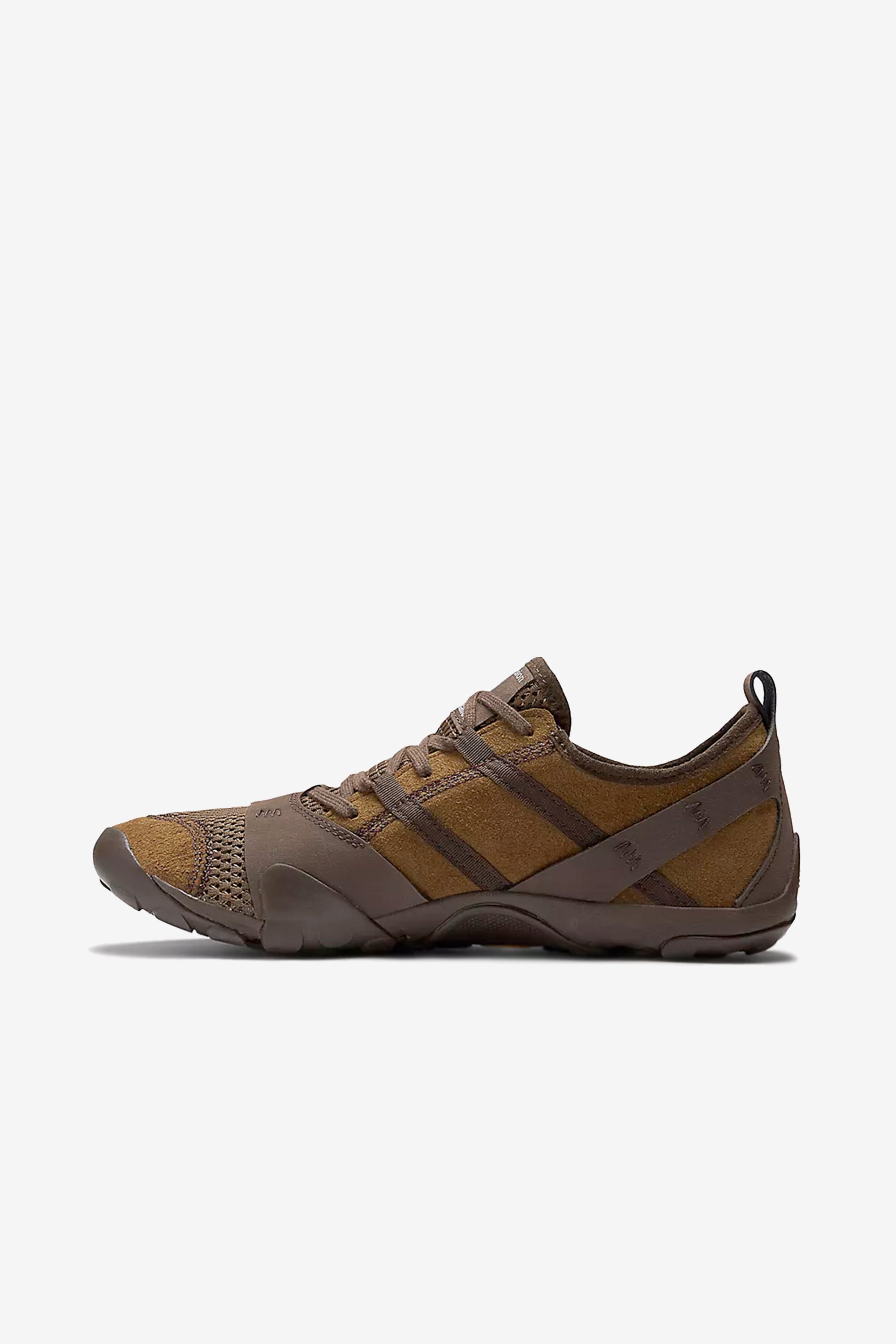 District Vision x NB MT10O Brown