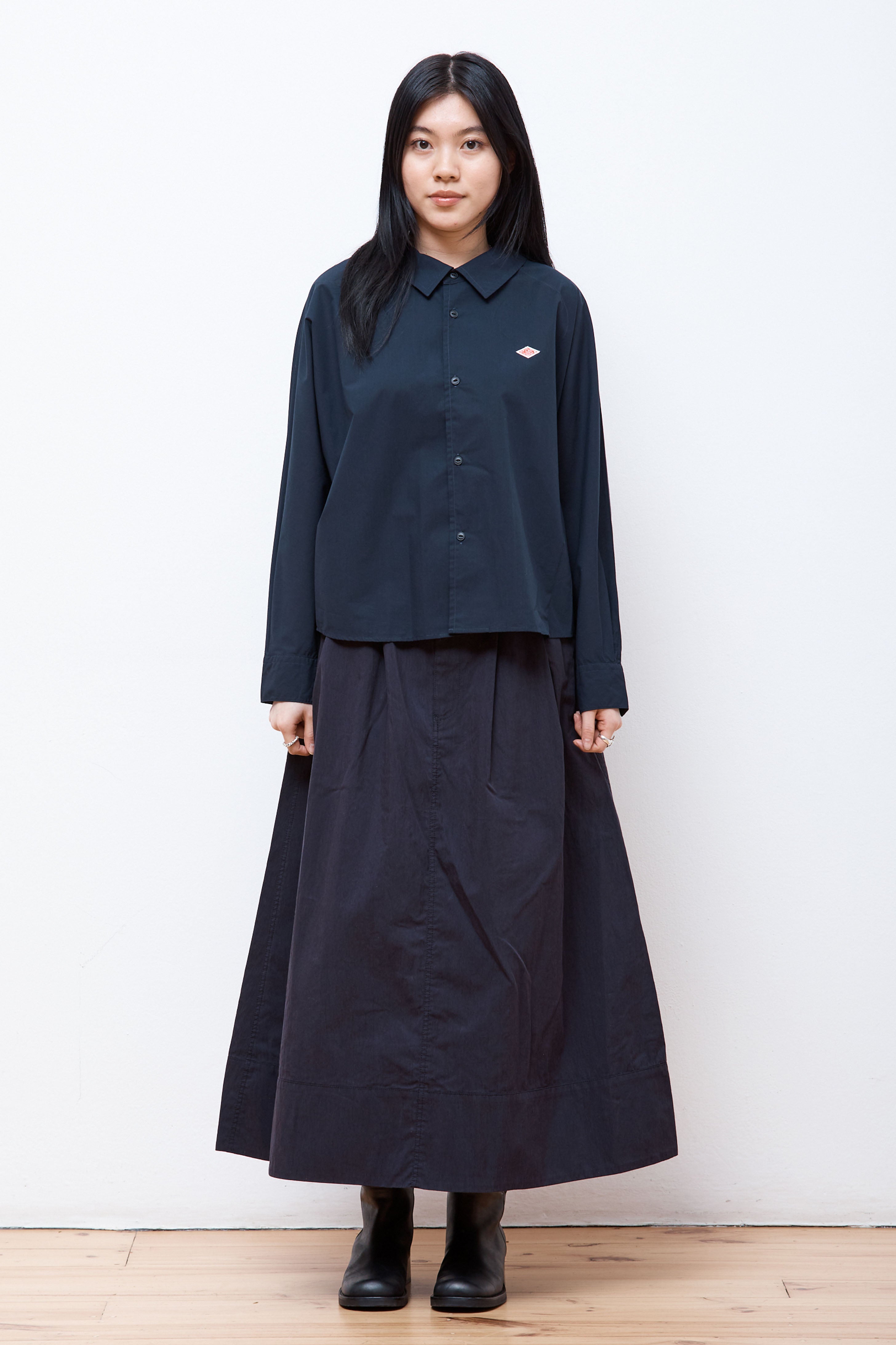 2 Tuck Skirt Navy