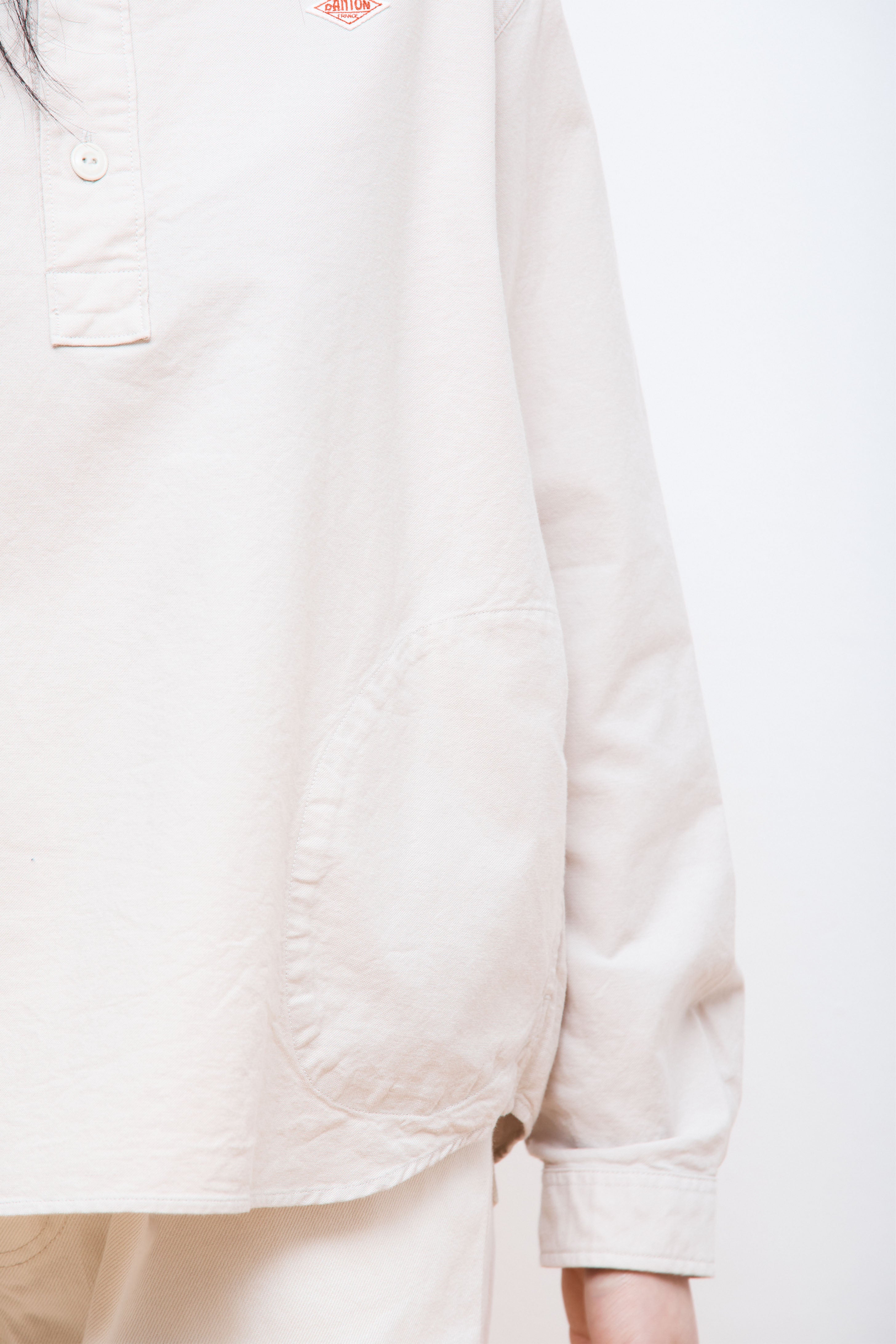 Women's Round Collar P.O Shirt L/S Oyster