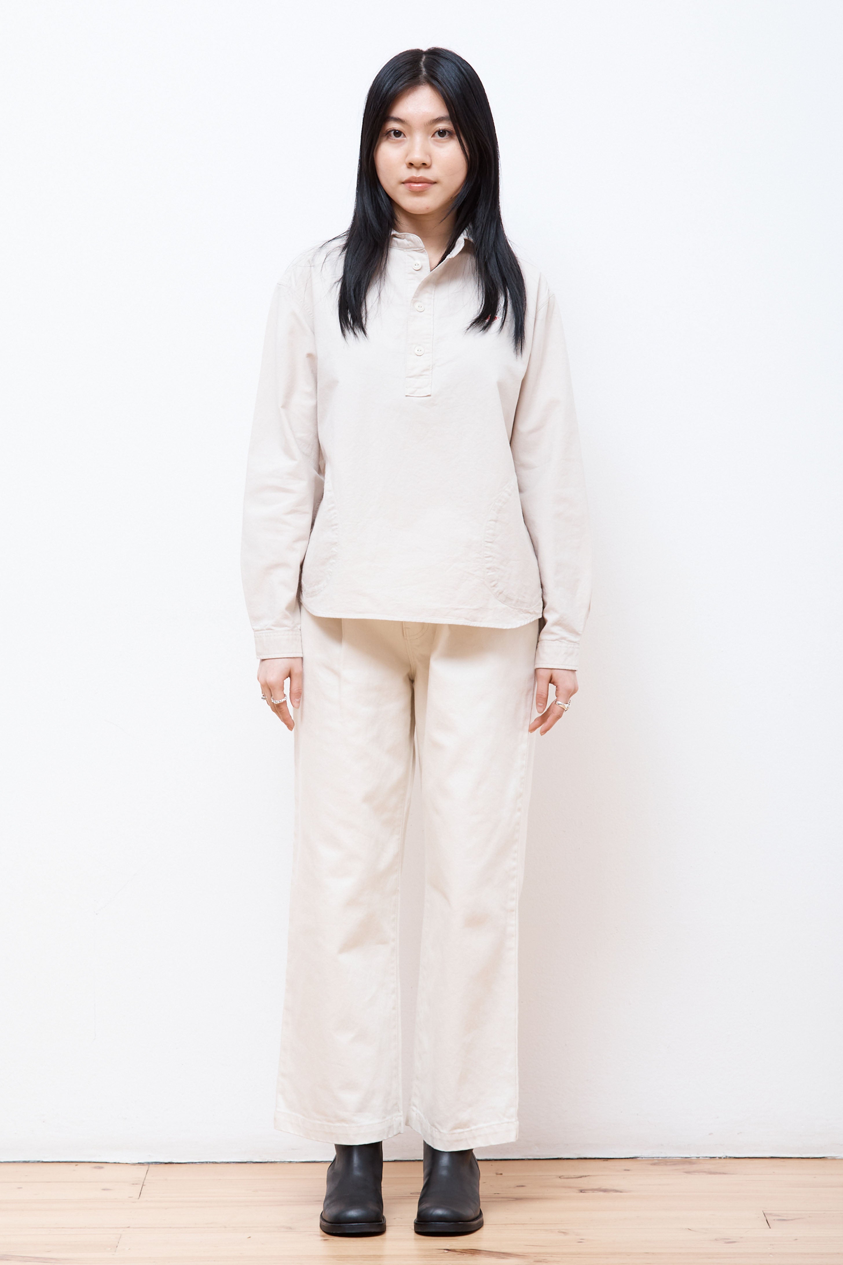 Women's Round Collar P.O Shirt L/S Oyster