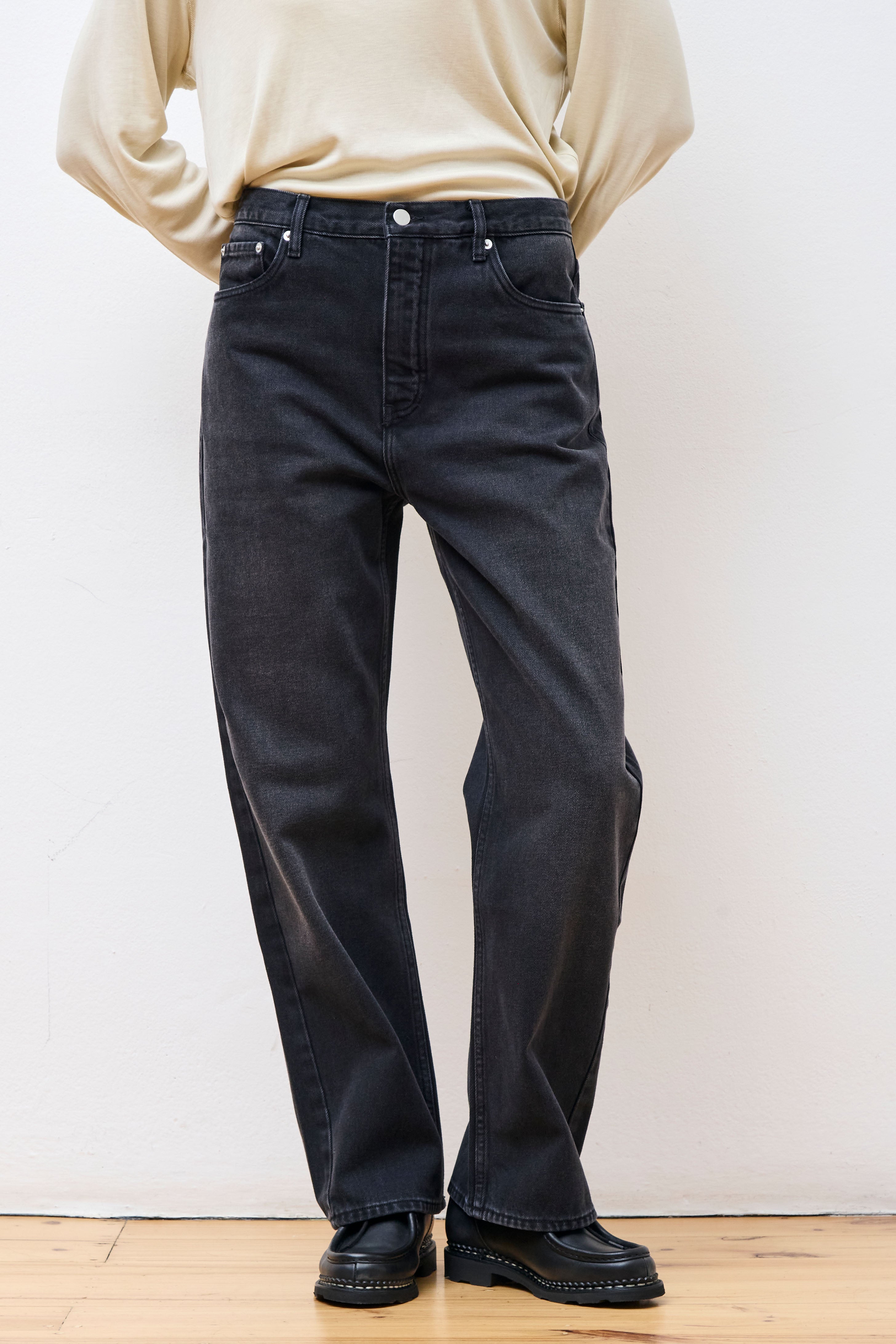 Denjo Denim Washed Black