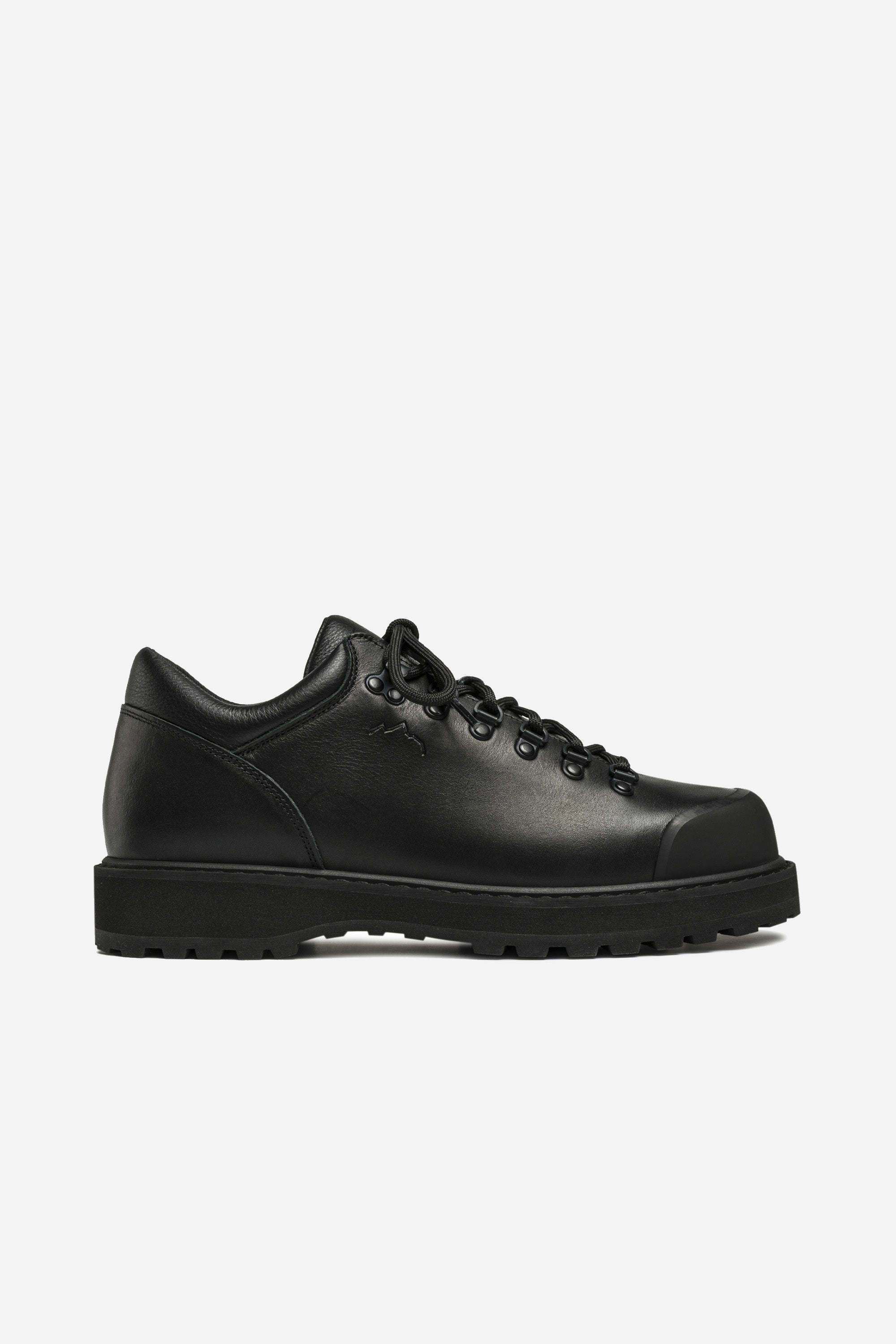 Cornaro Black Leather