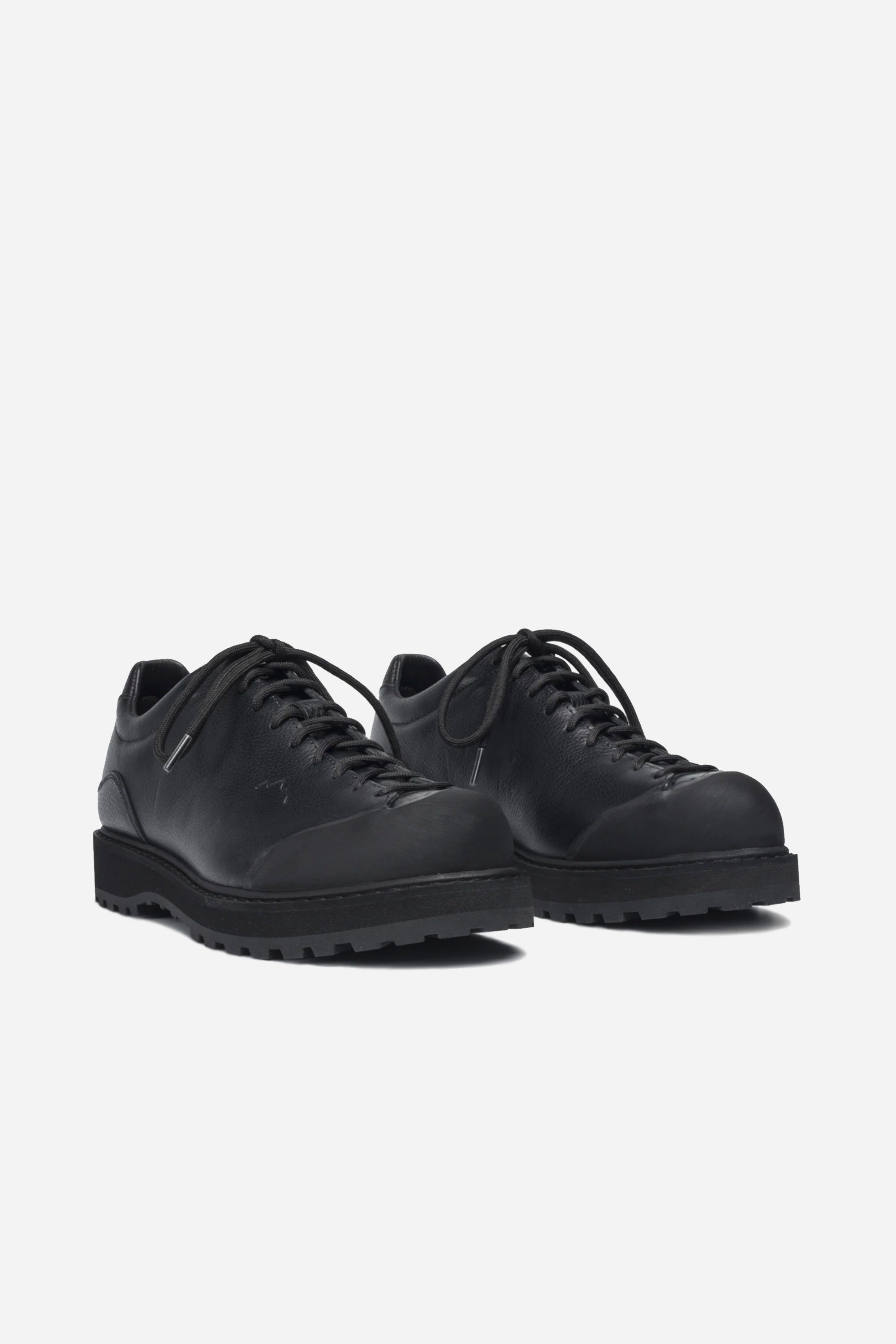 Ampezzo Black Leather