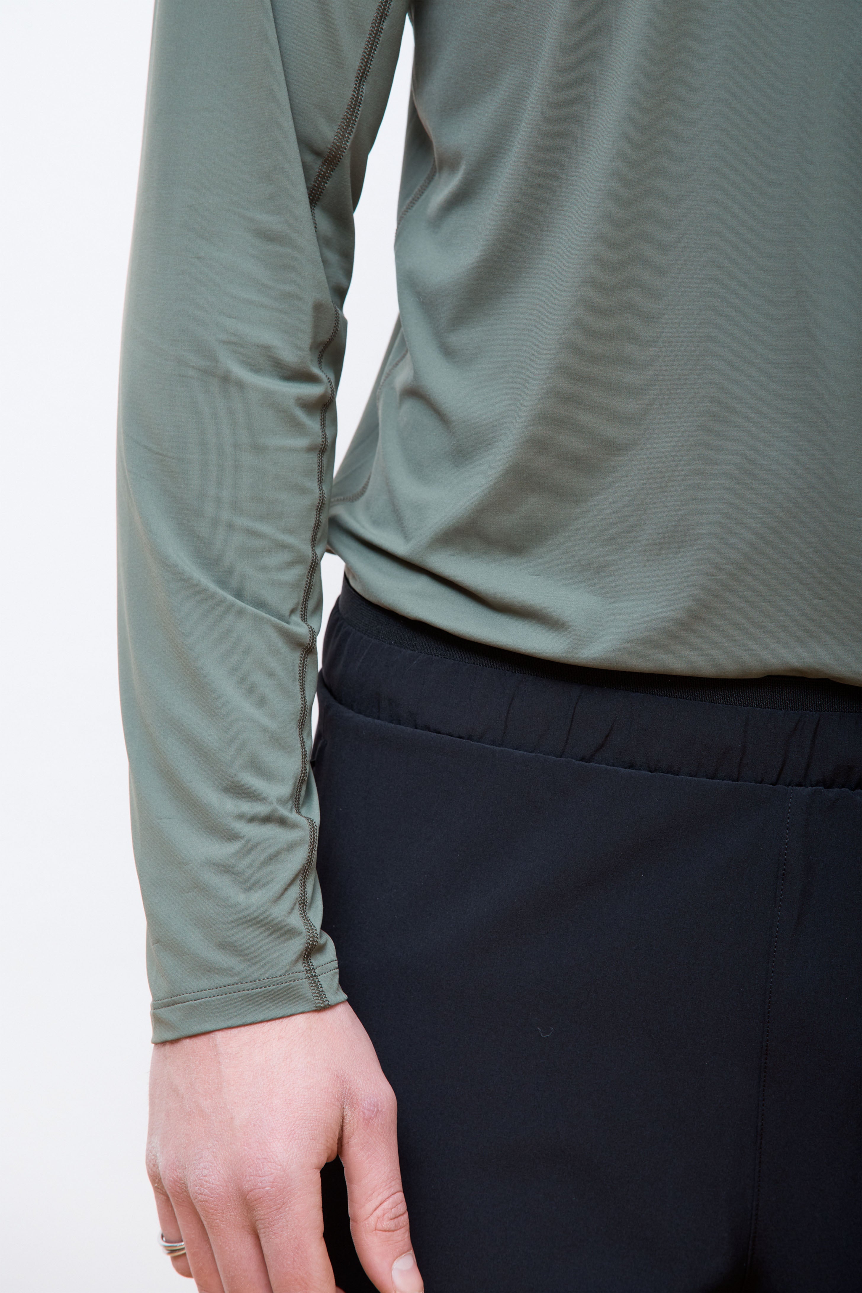 Ultralight Aloe Long Sleeve Tee Sage