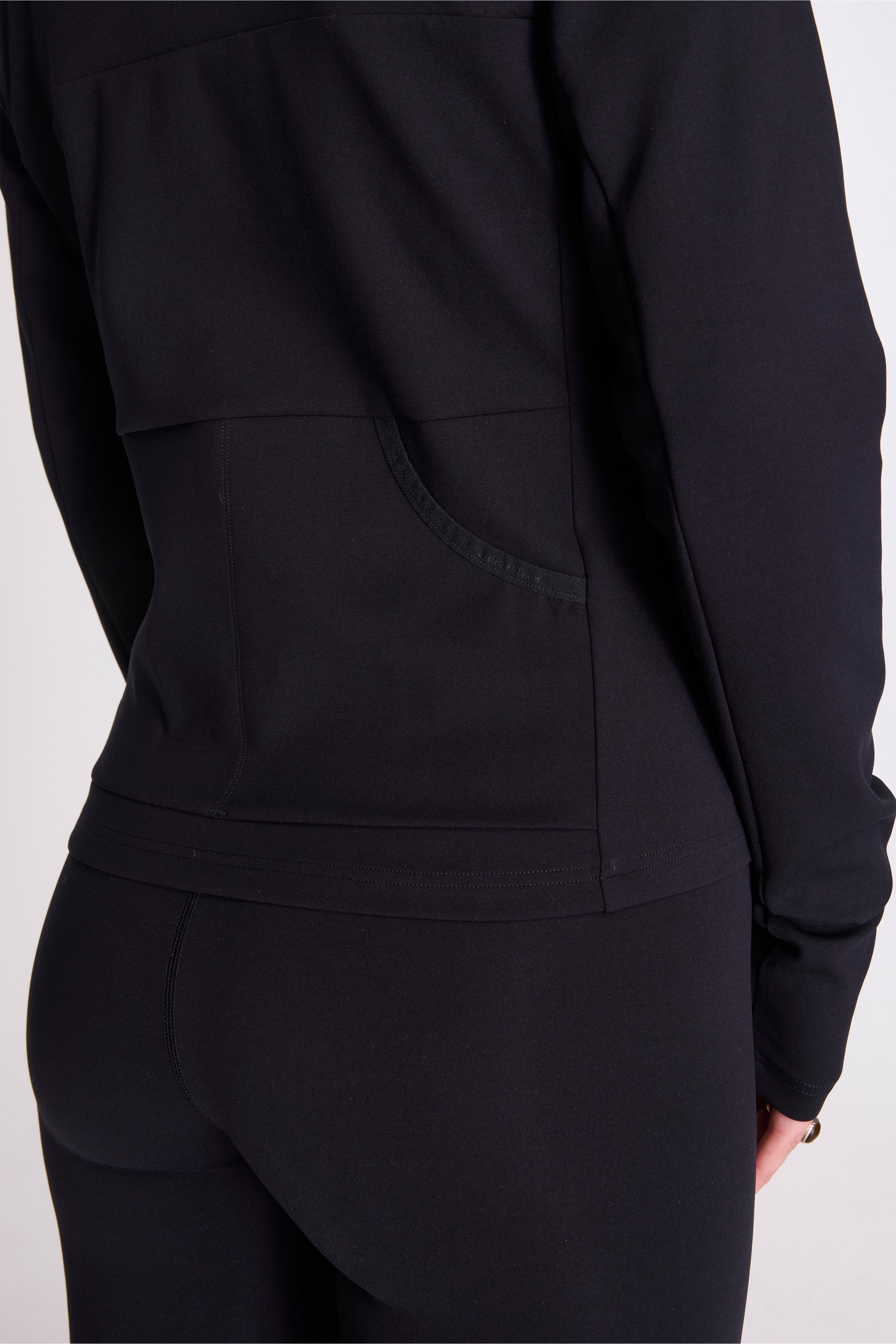 Studio Full Zip Midlayer Black