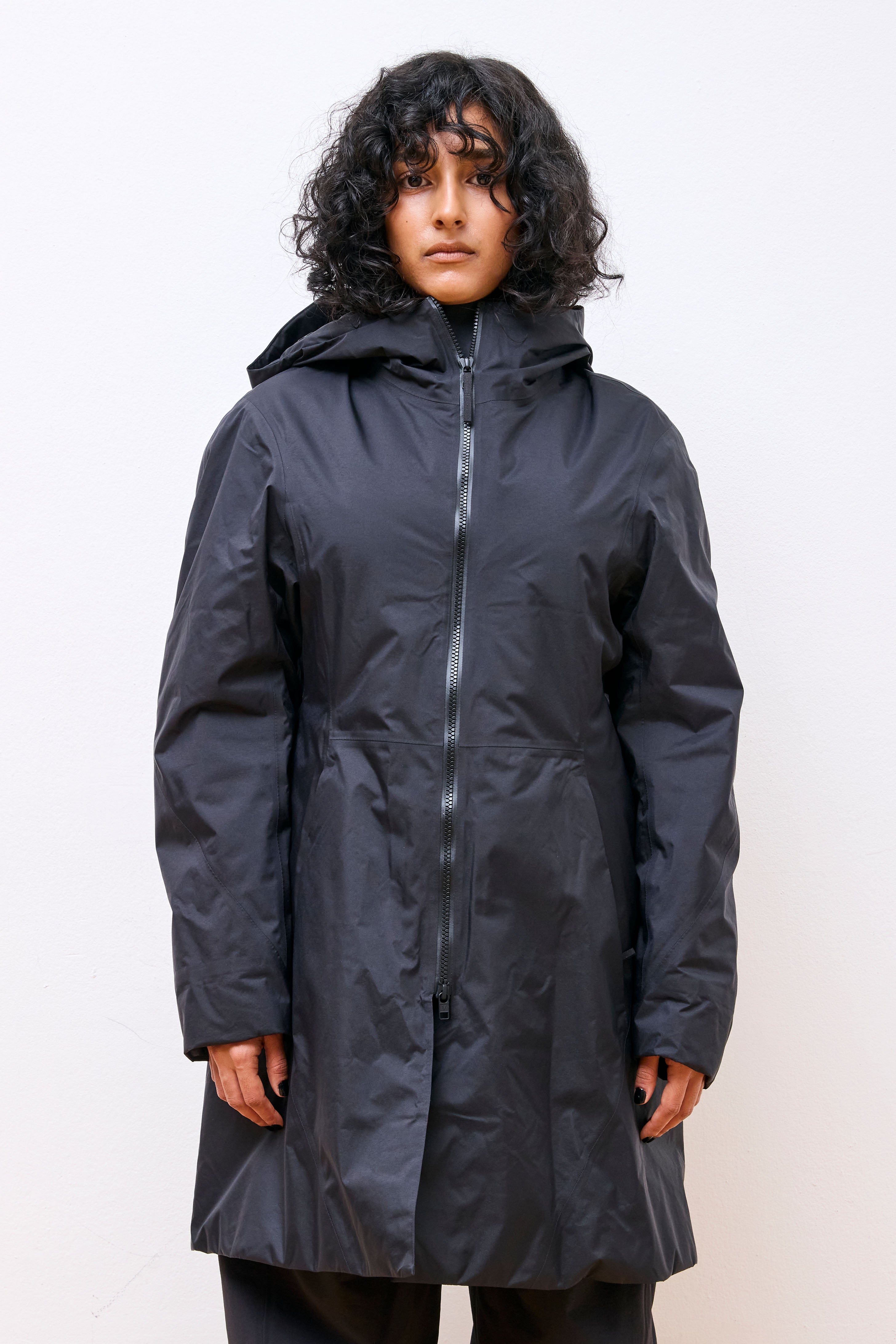 Entasis Insulated Coat W Black
