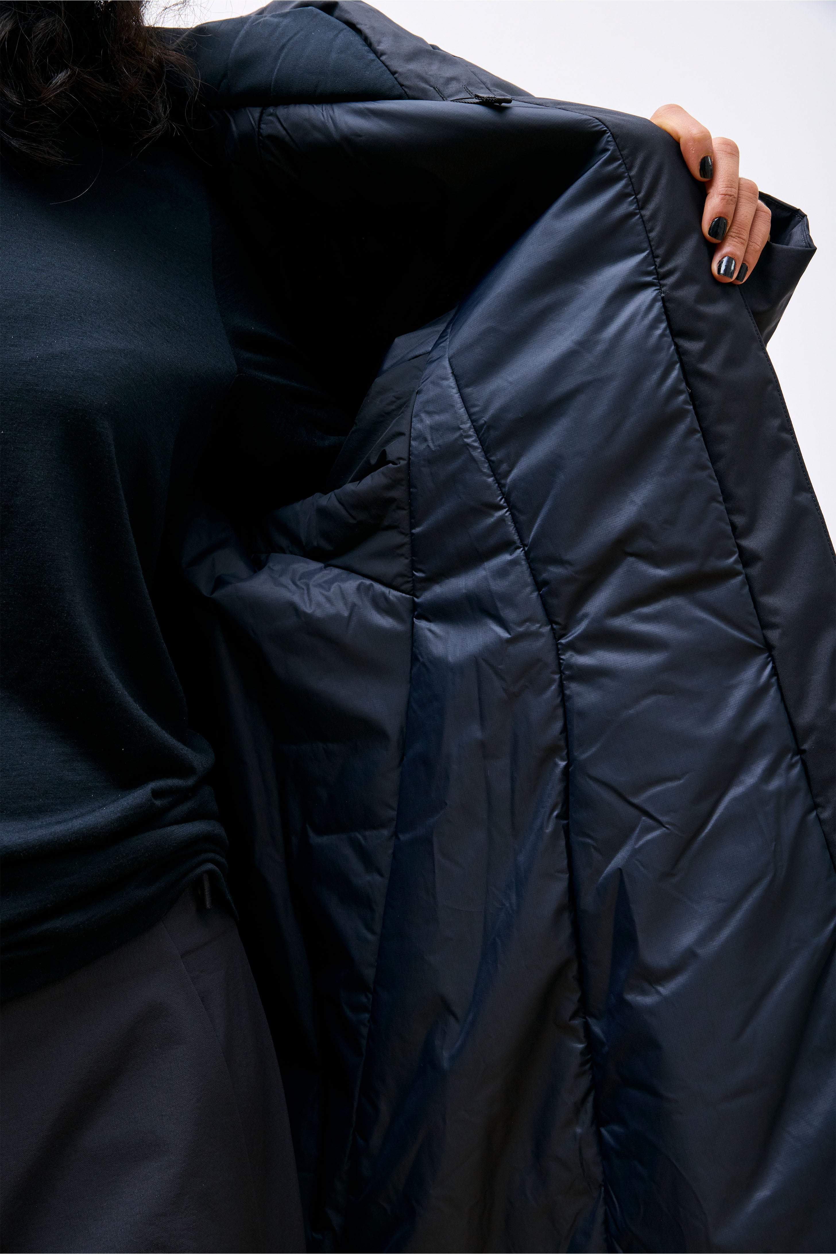 Entasis Insulated Coat W Black