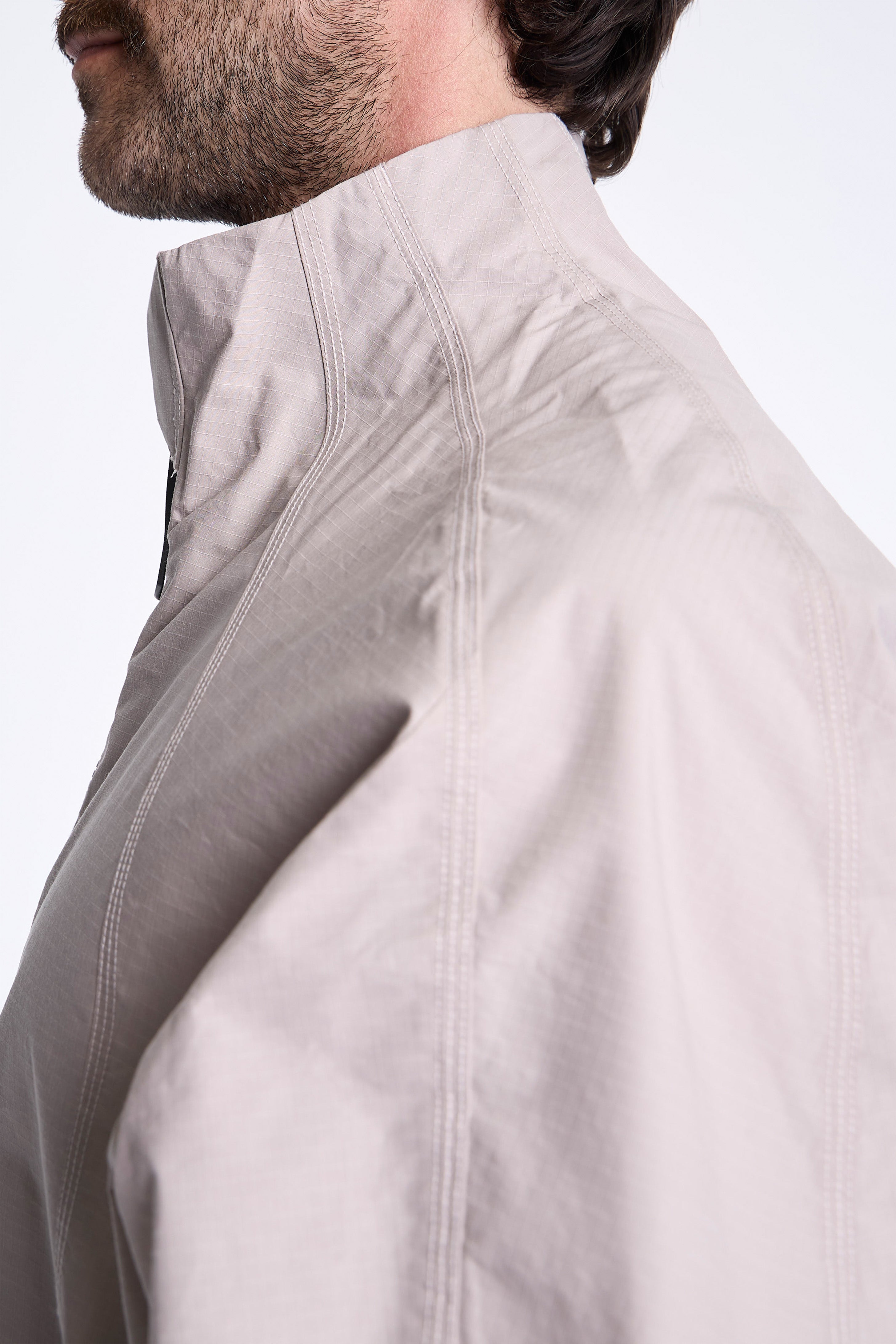 Parachute Seed Rip-stop Jacket Grayish Beige