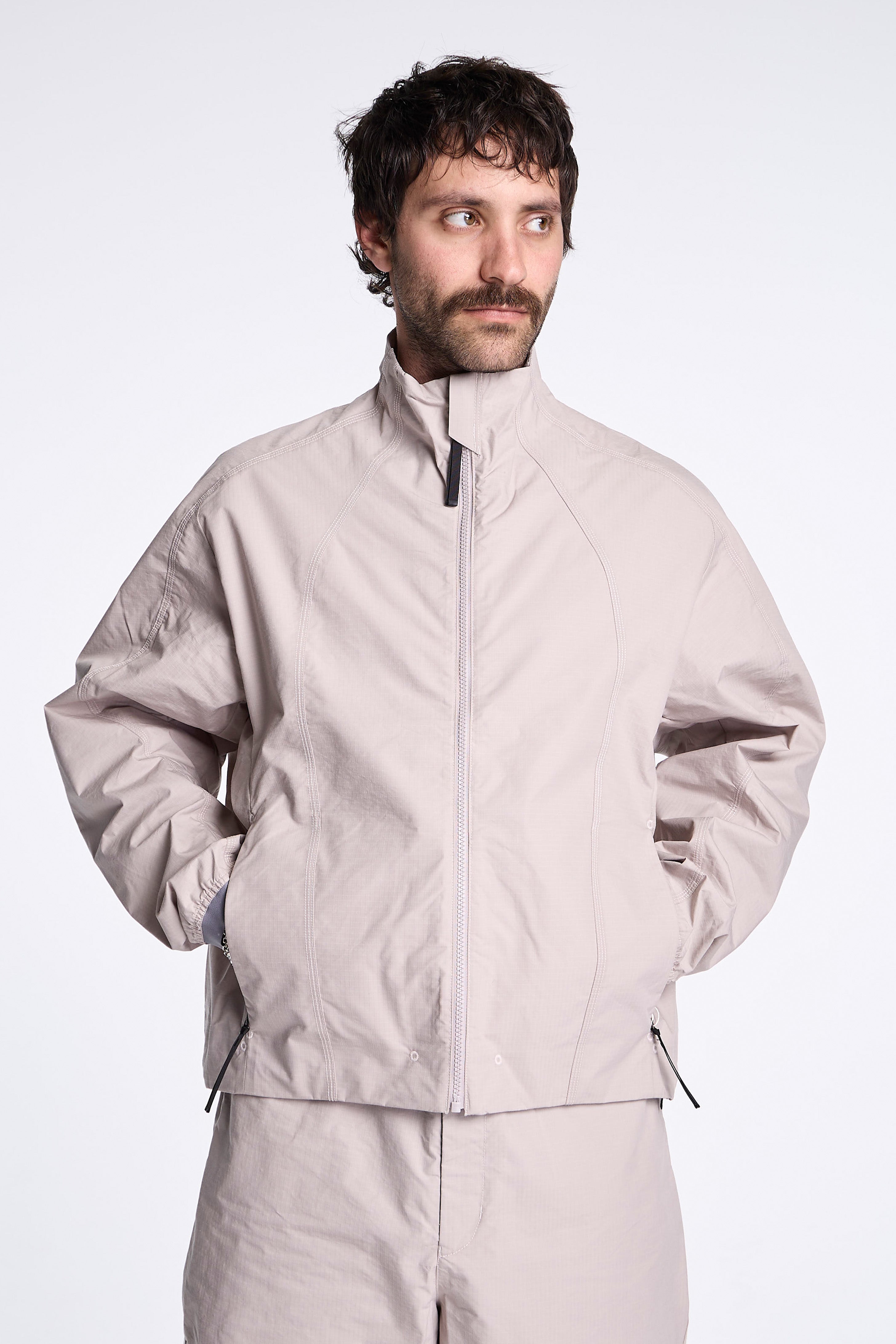Parachute Seed Rip-stop Jacket Grayish Beige