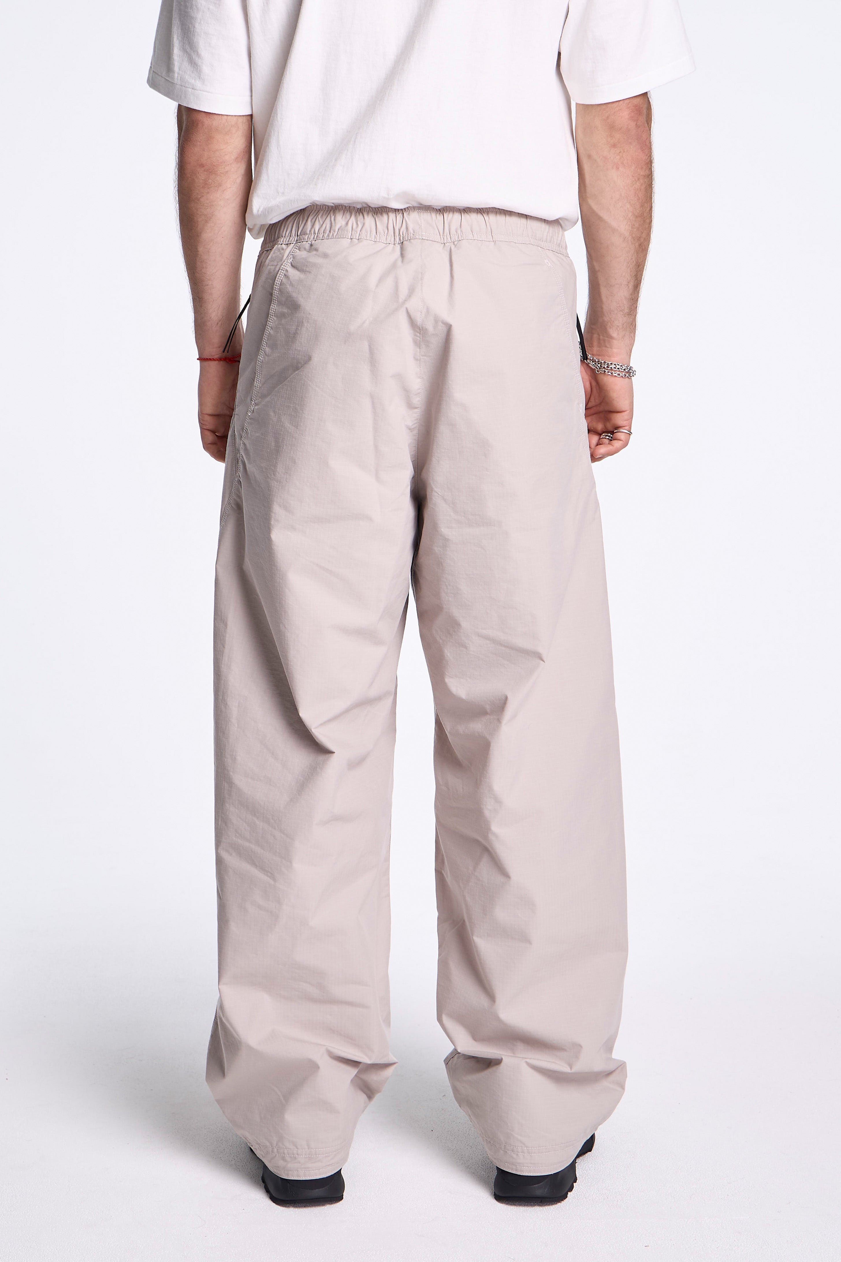 Parachute Seed Rip-stop Pants Grayish Beige