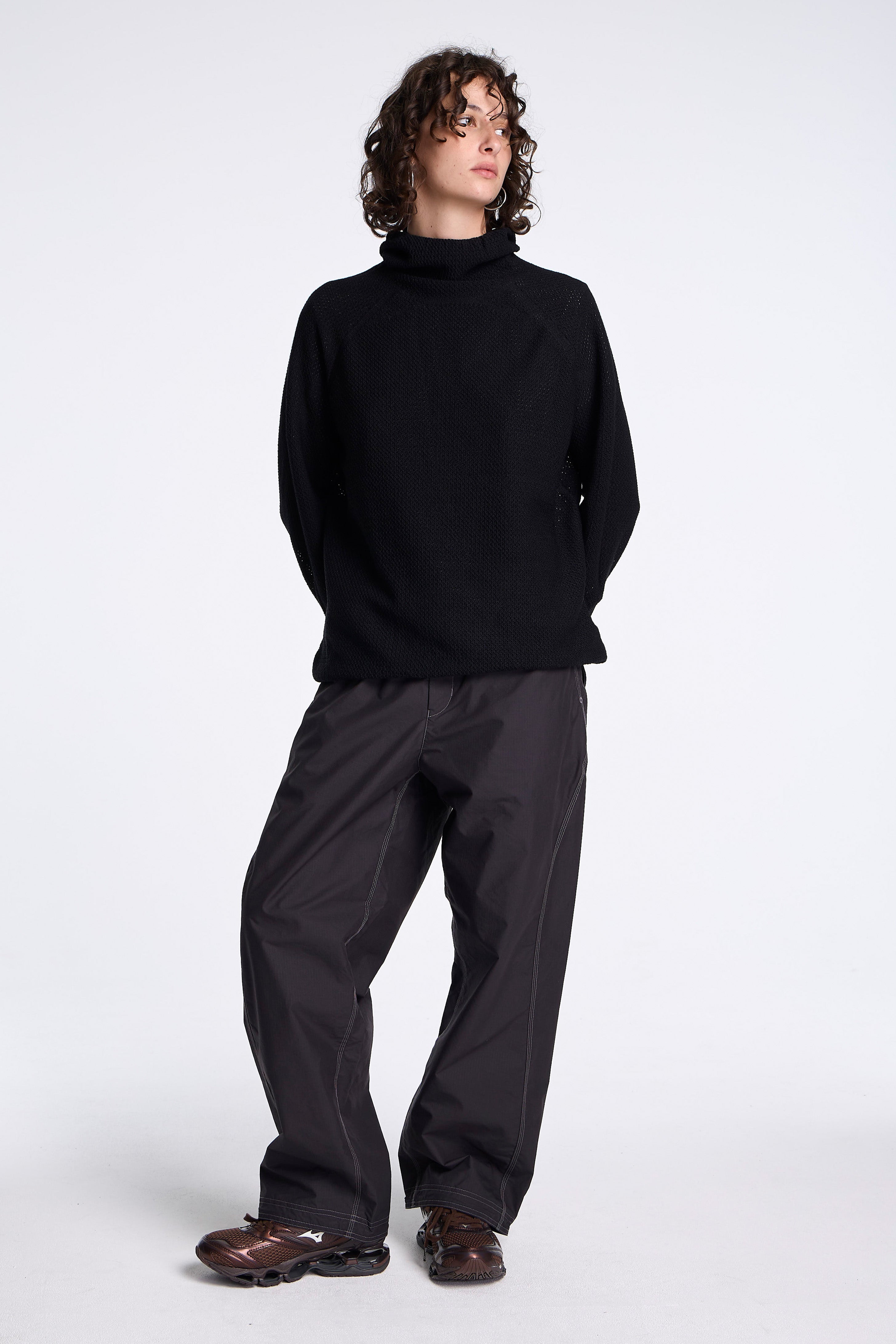 Perforated Wholegarment Knit Top Black
