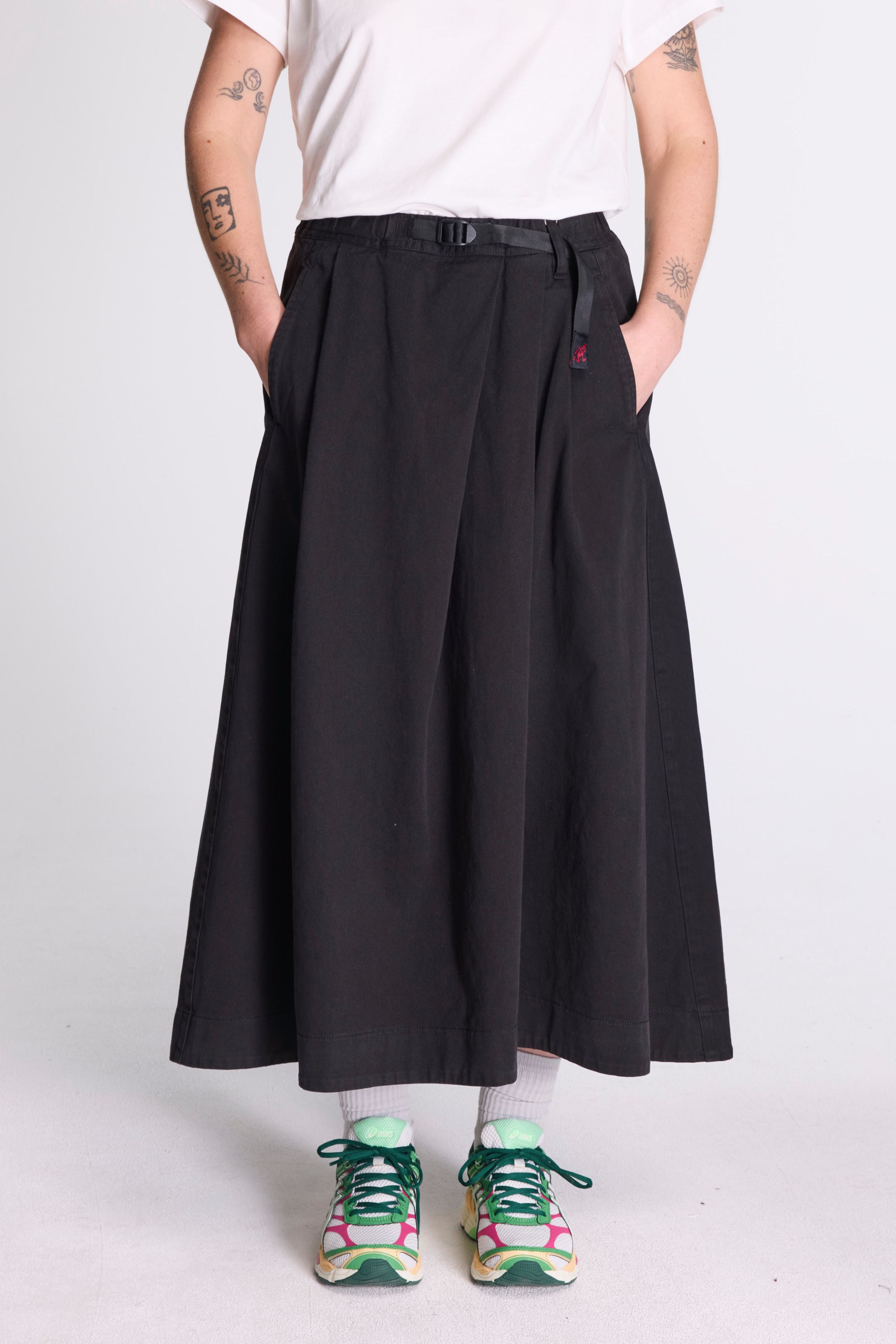 Talecut Skirt Black