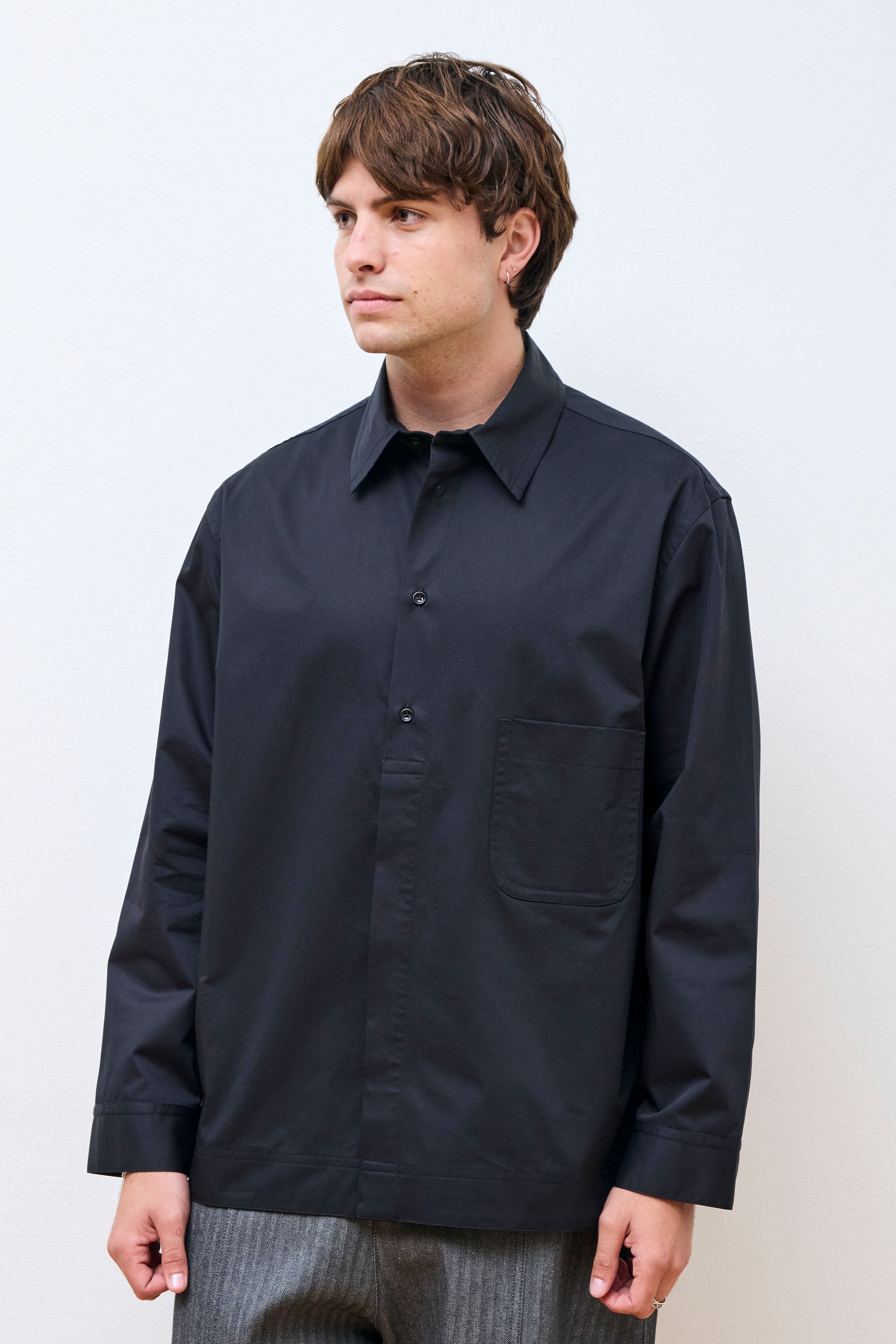 Graph Shirt Goma Black