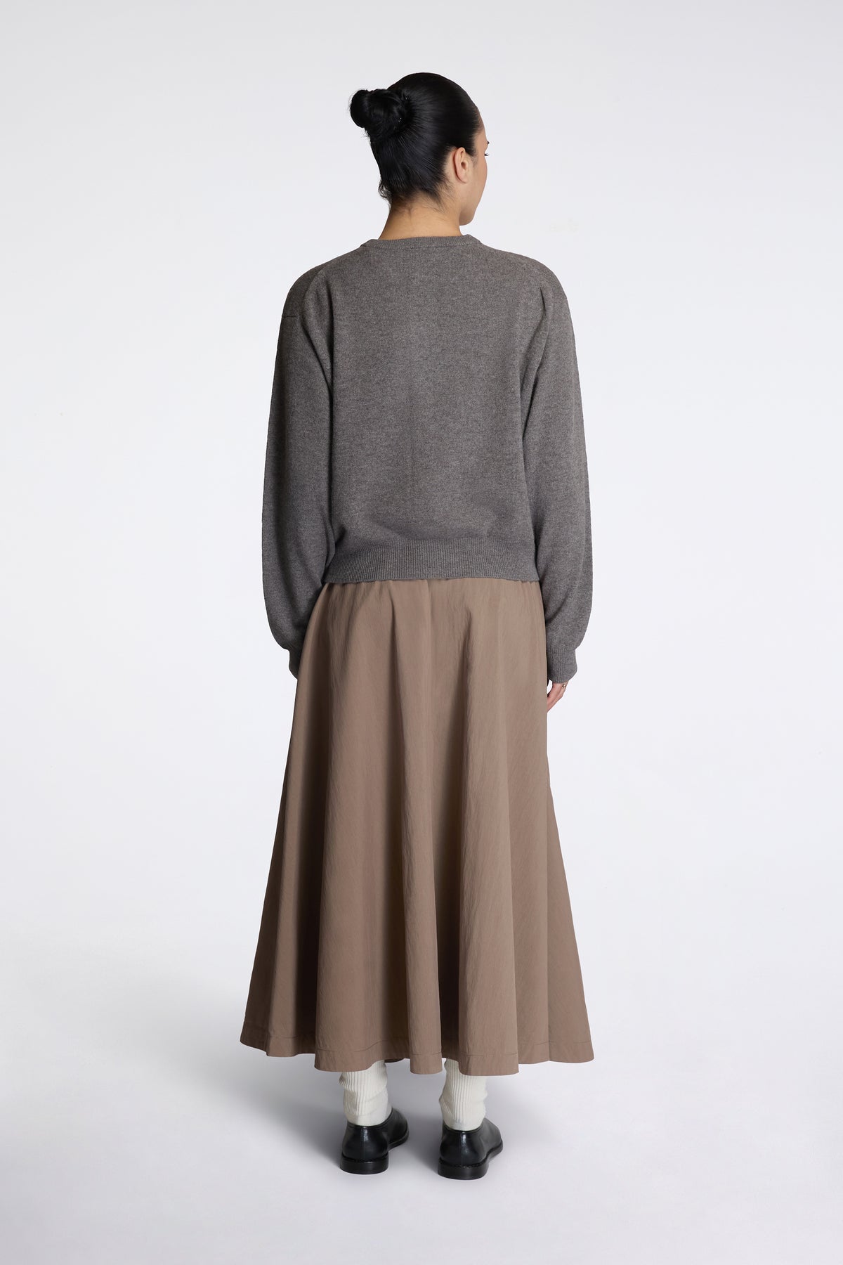 Crew Neck Cardigan Taupe