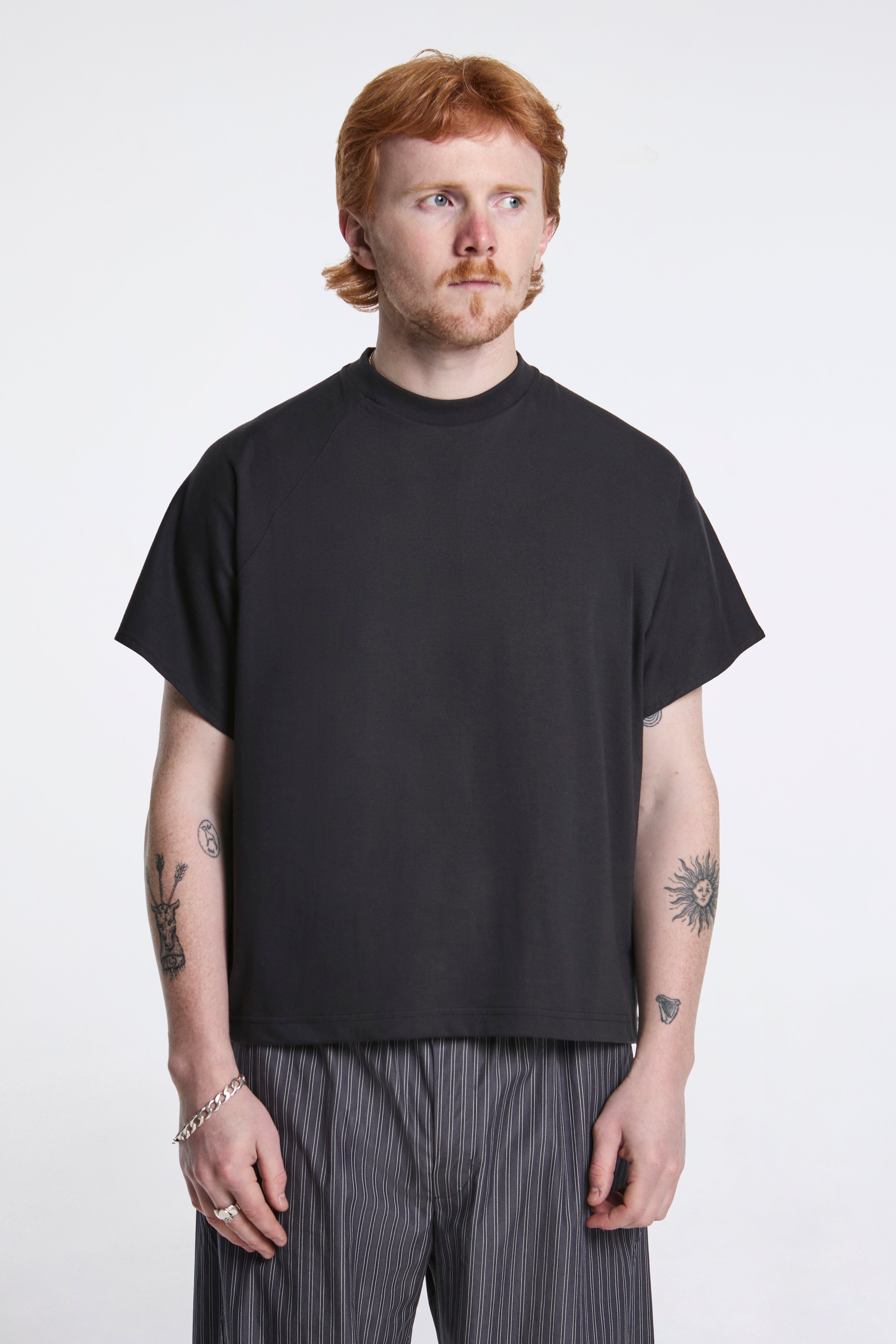 新品 SS26 Goldwin 0 HELICOID T-SHIRT Goldwin 0 Helicoid T-Shirt Ink Black | HAVN