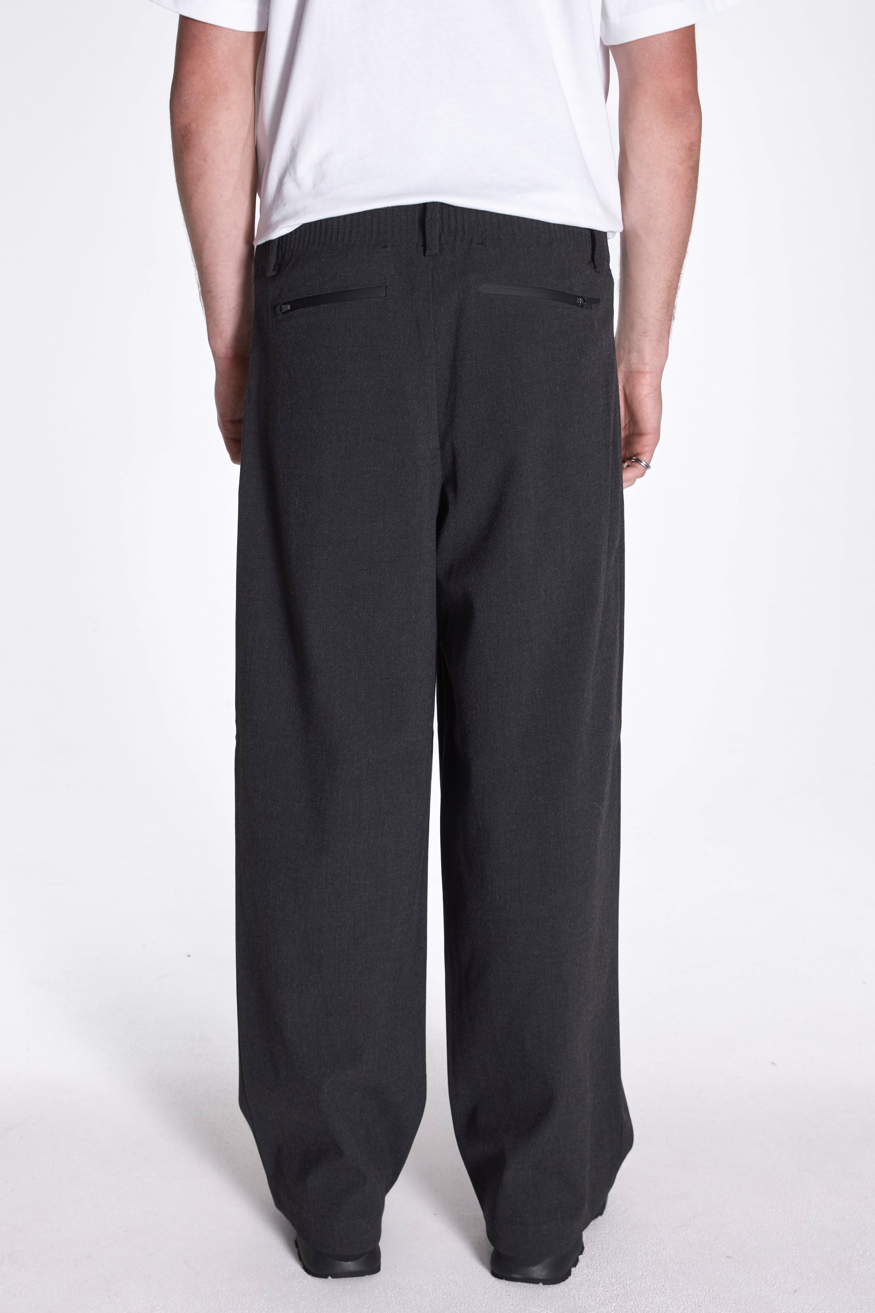 Waypoint Texture Trouser Dark Grey