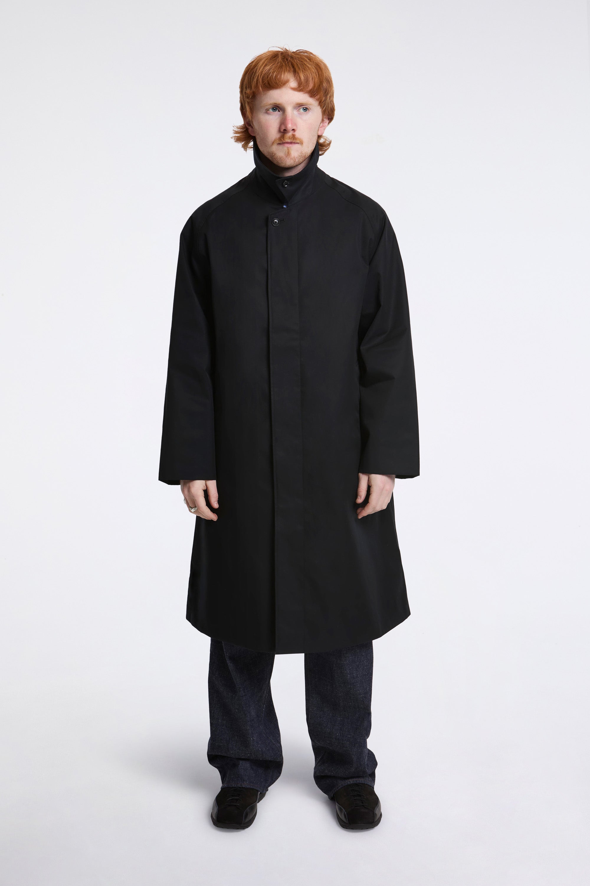 2L Cotton Gore-Tex Balmacaan Coat Black