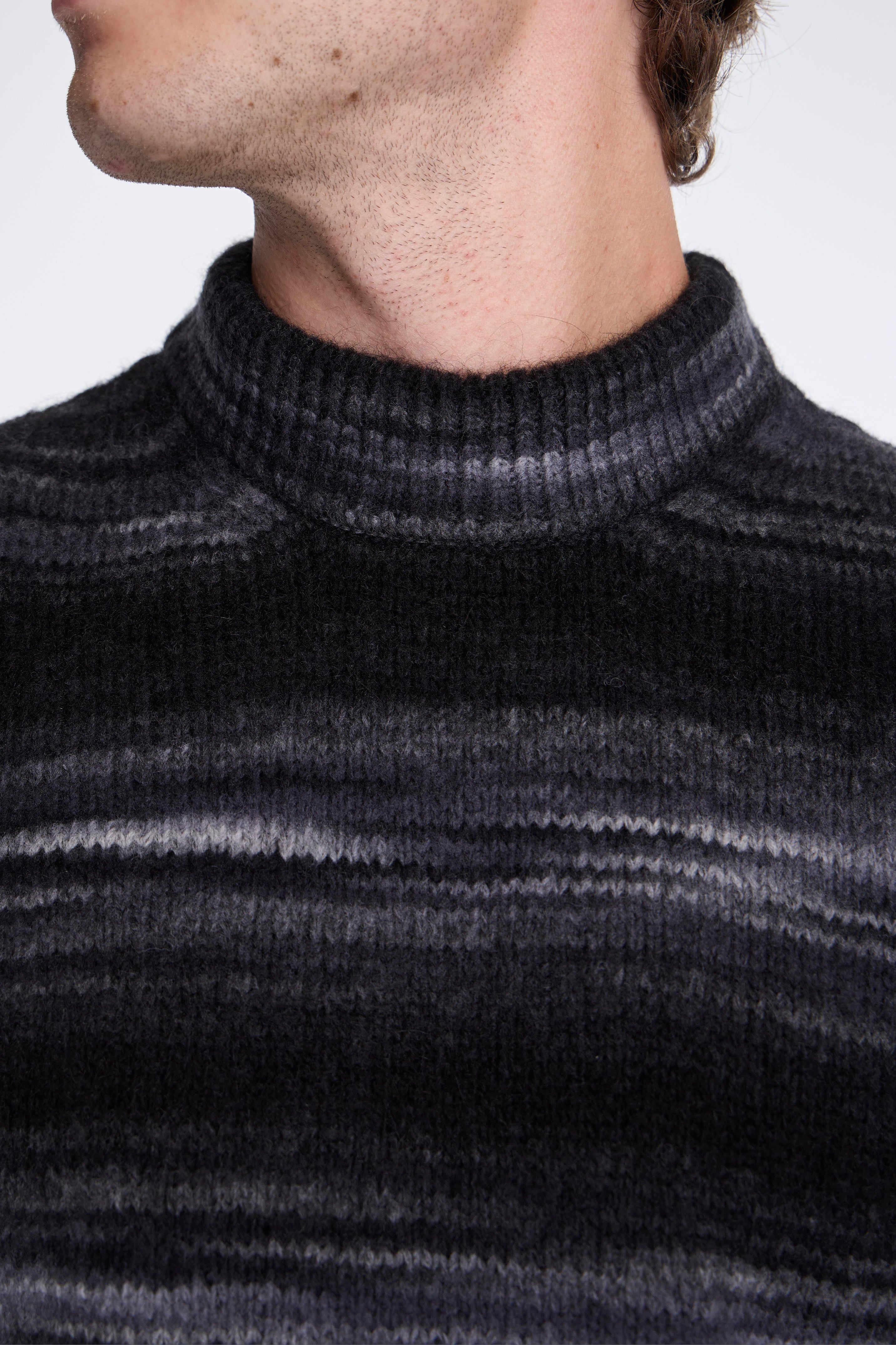 Veilfall Crewneck Peat