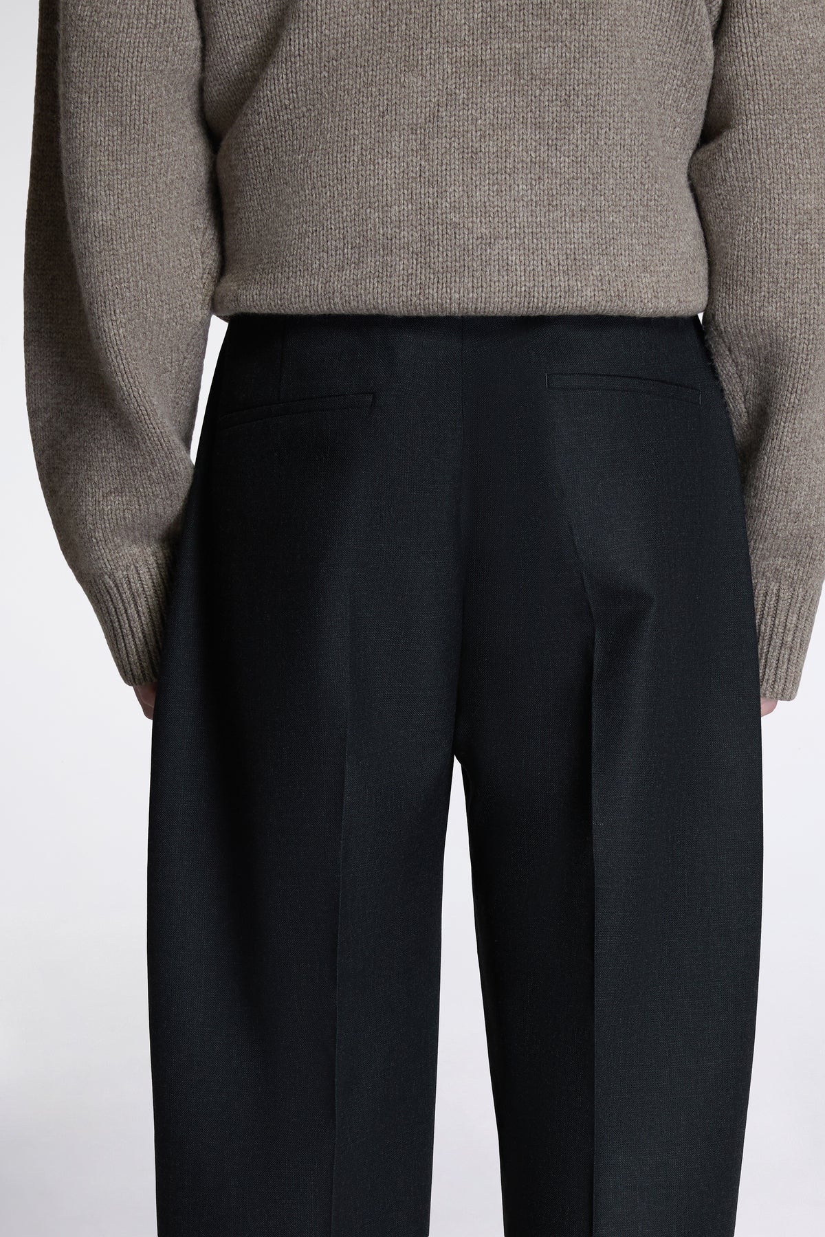Pull Curved Leg Pant Flint