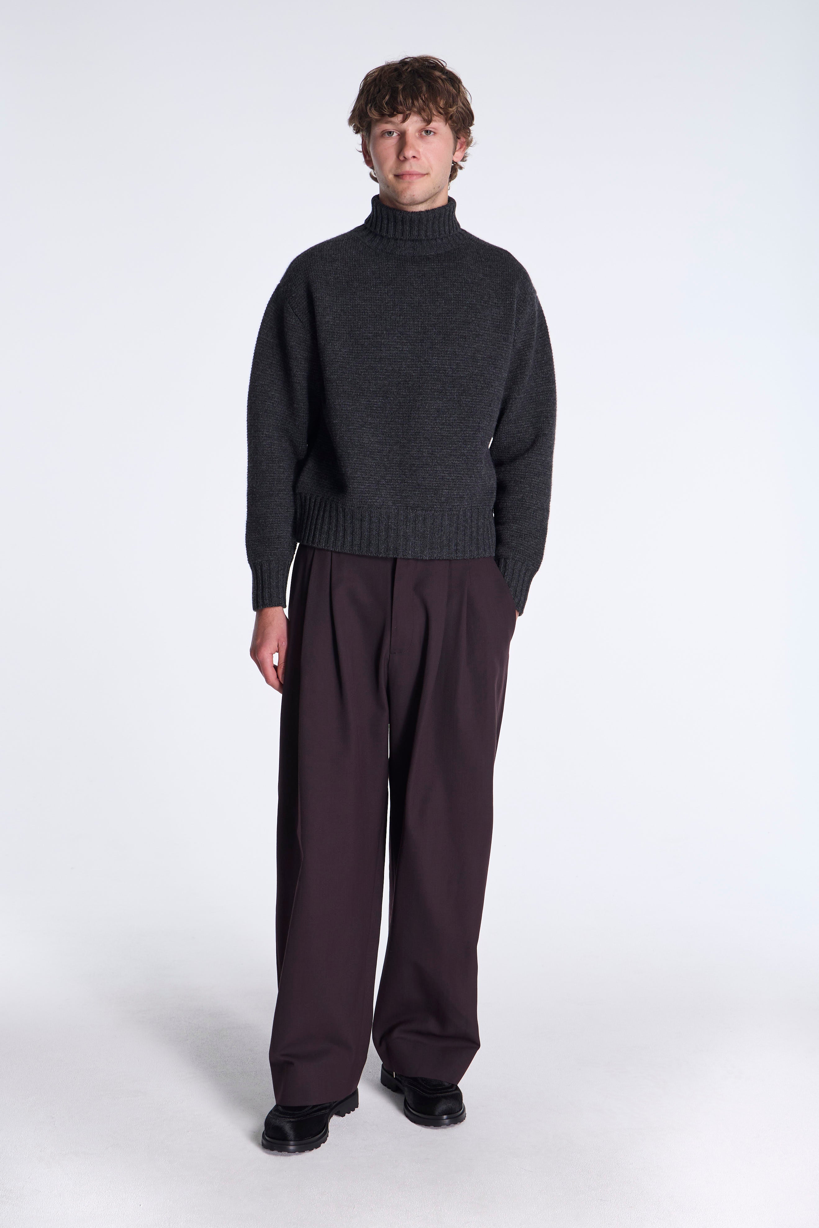 LOT.527 A.R.C Turtleneck Sweater Charcoal
