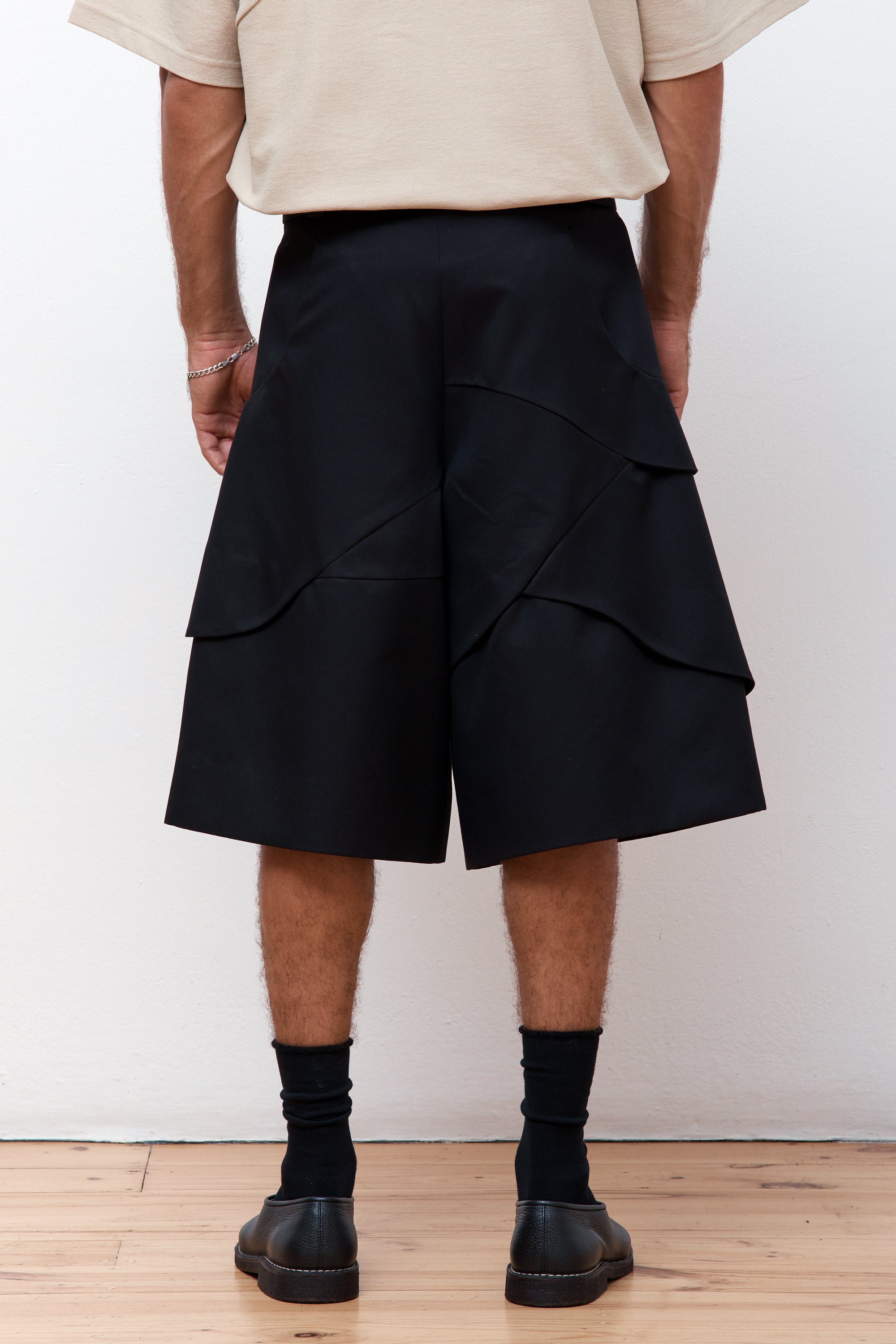 Batura Short Pants Black