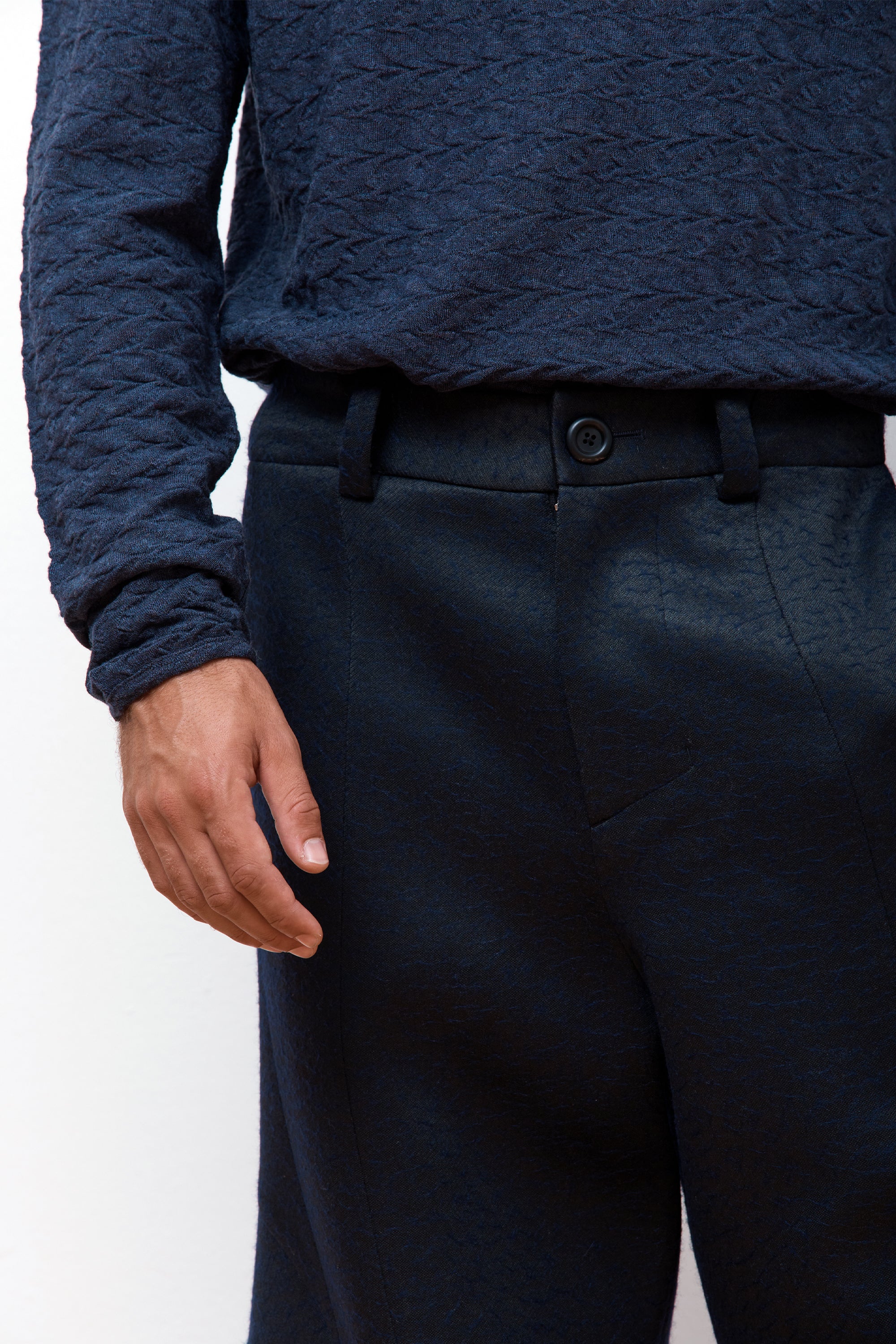 Helicteres Isora Pants Navy Pattern