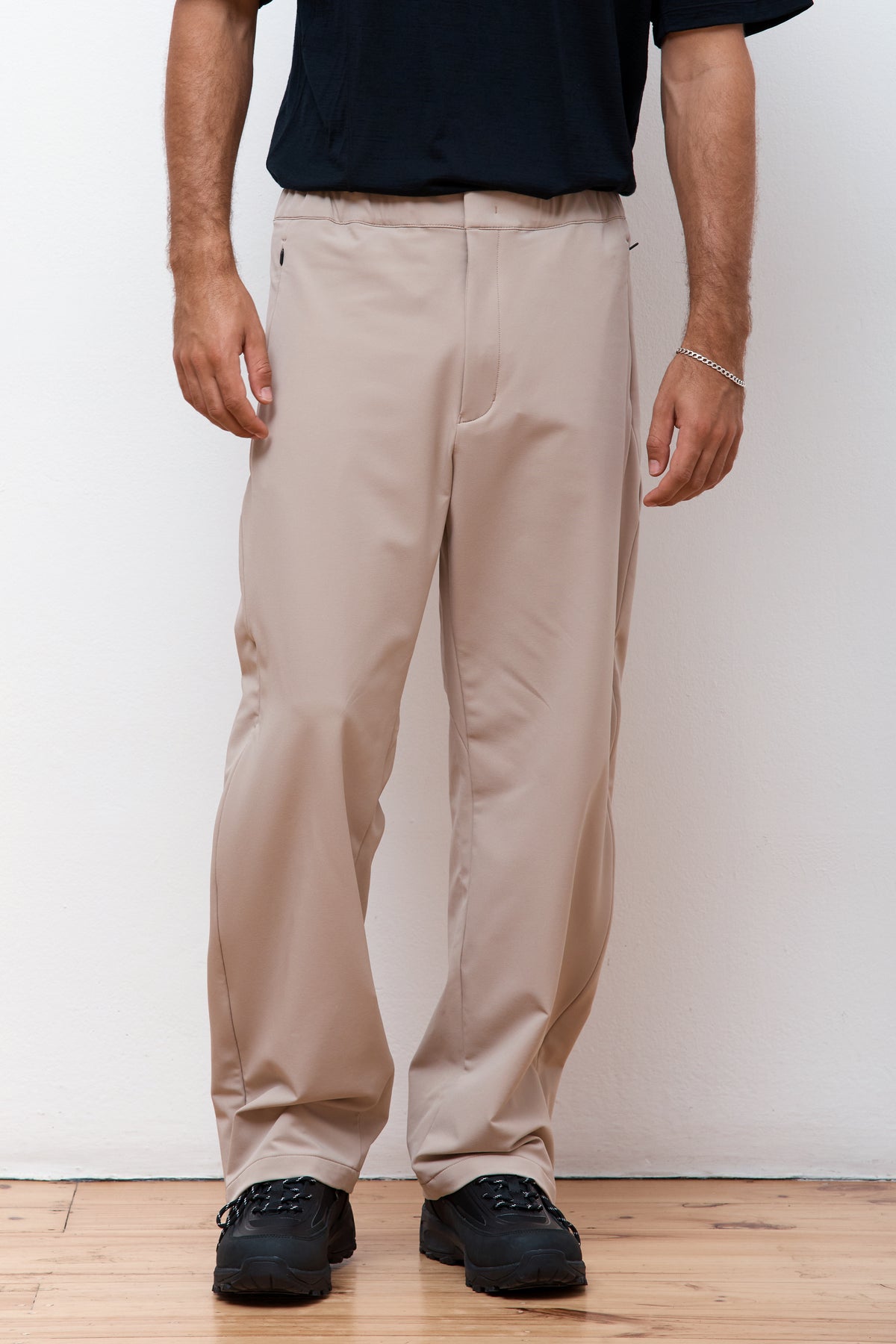 Goldwin 0 Side Zip Pants Dune