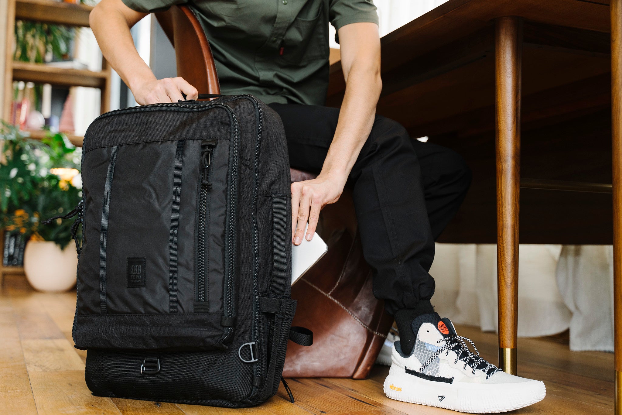 Global Travel Bag 40L Charcoal/Charcoal