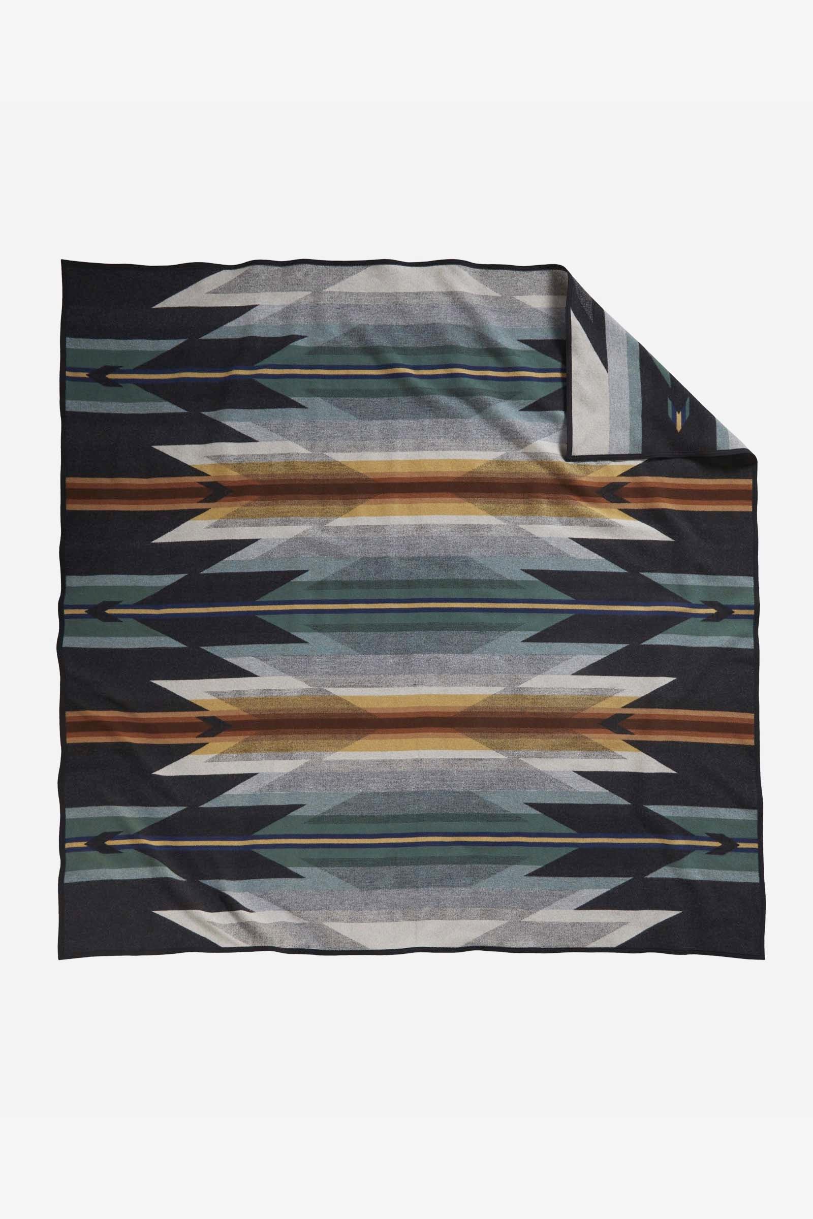 Wyeth Trail Oxford Blanket