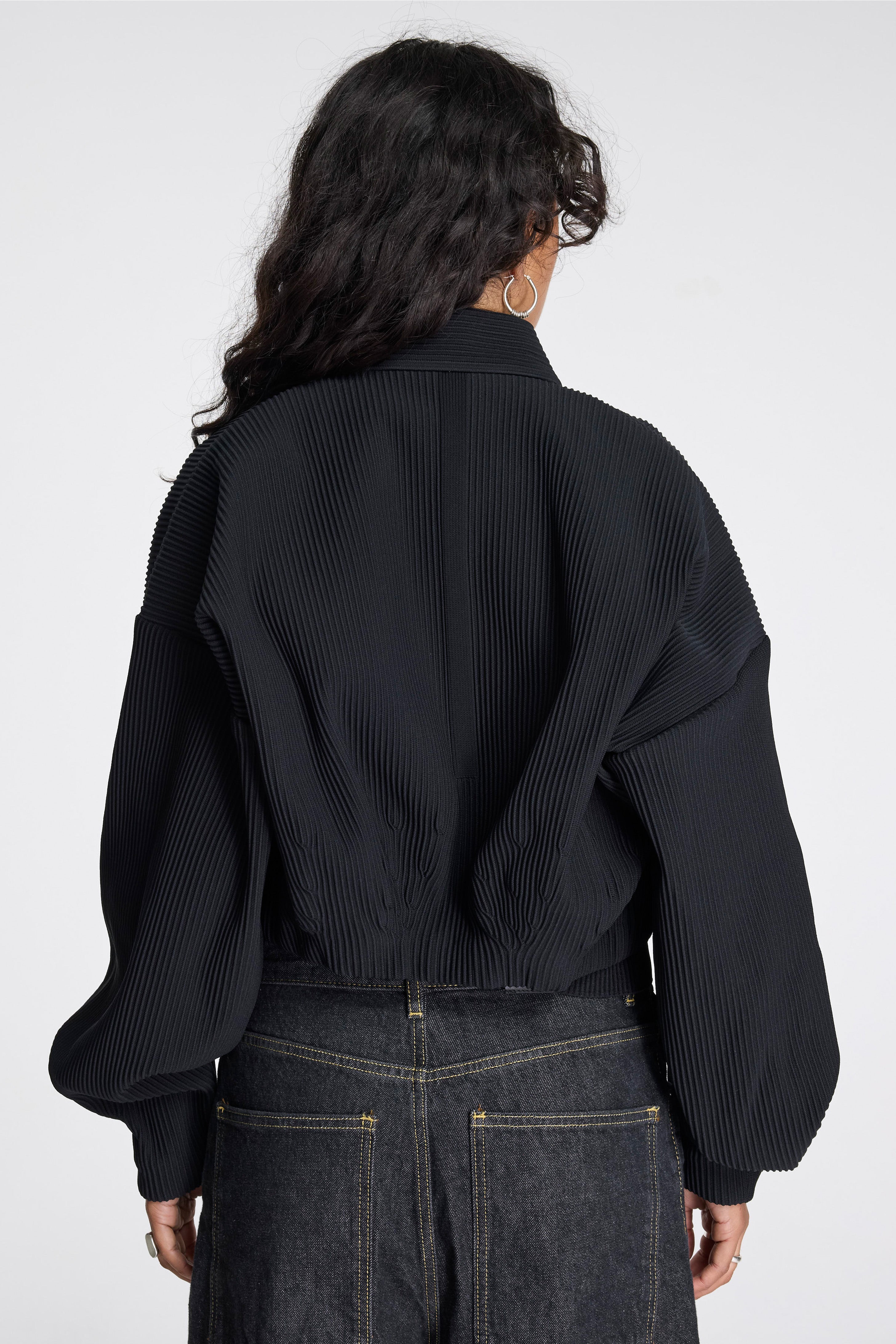 Hypha Cropped Bomber Jacket Black