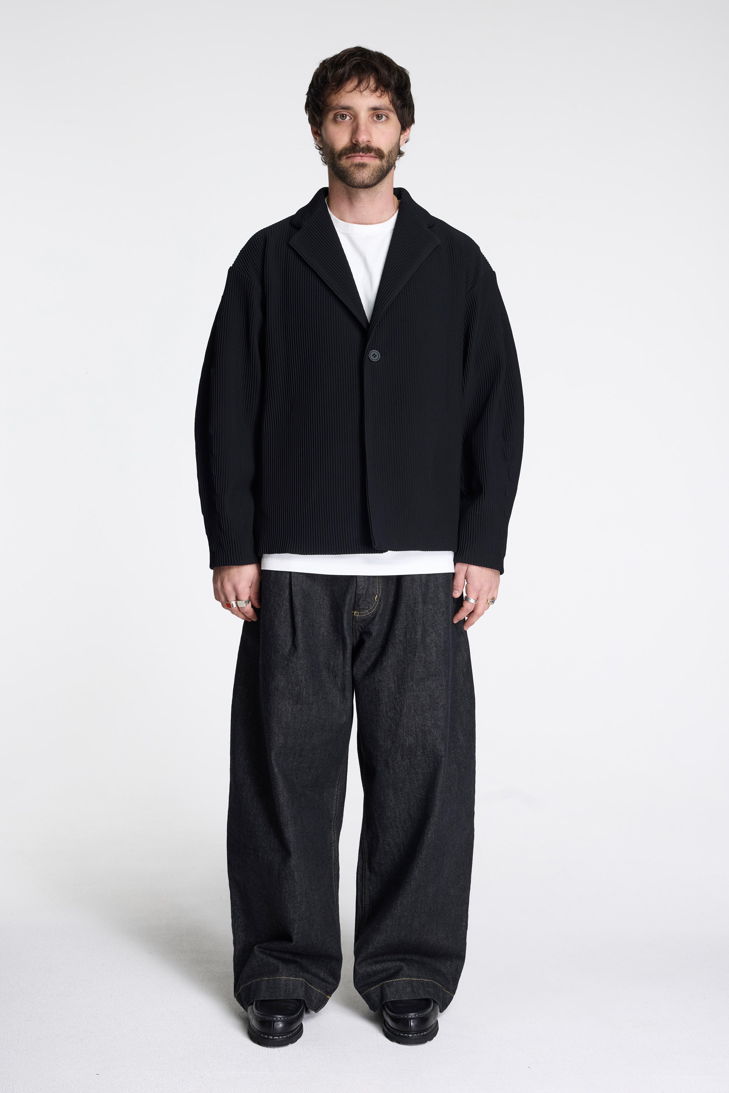 Hypha Tailored Cocoon Jacket Black