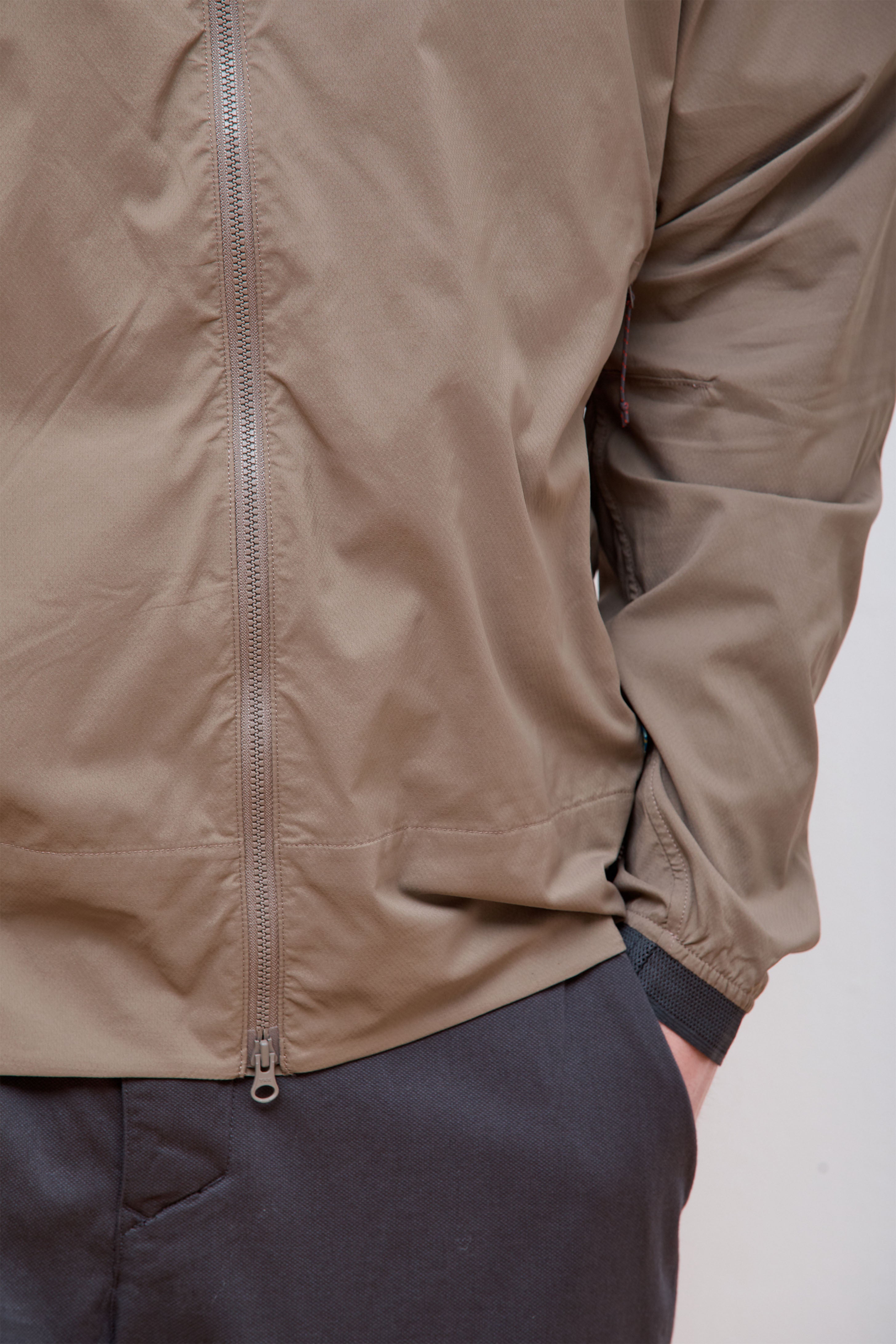 74 Levitend Active Hooded Jacket Dark Khaki