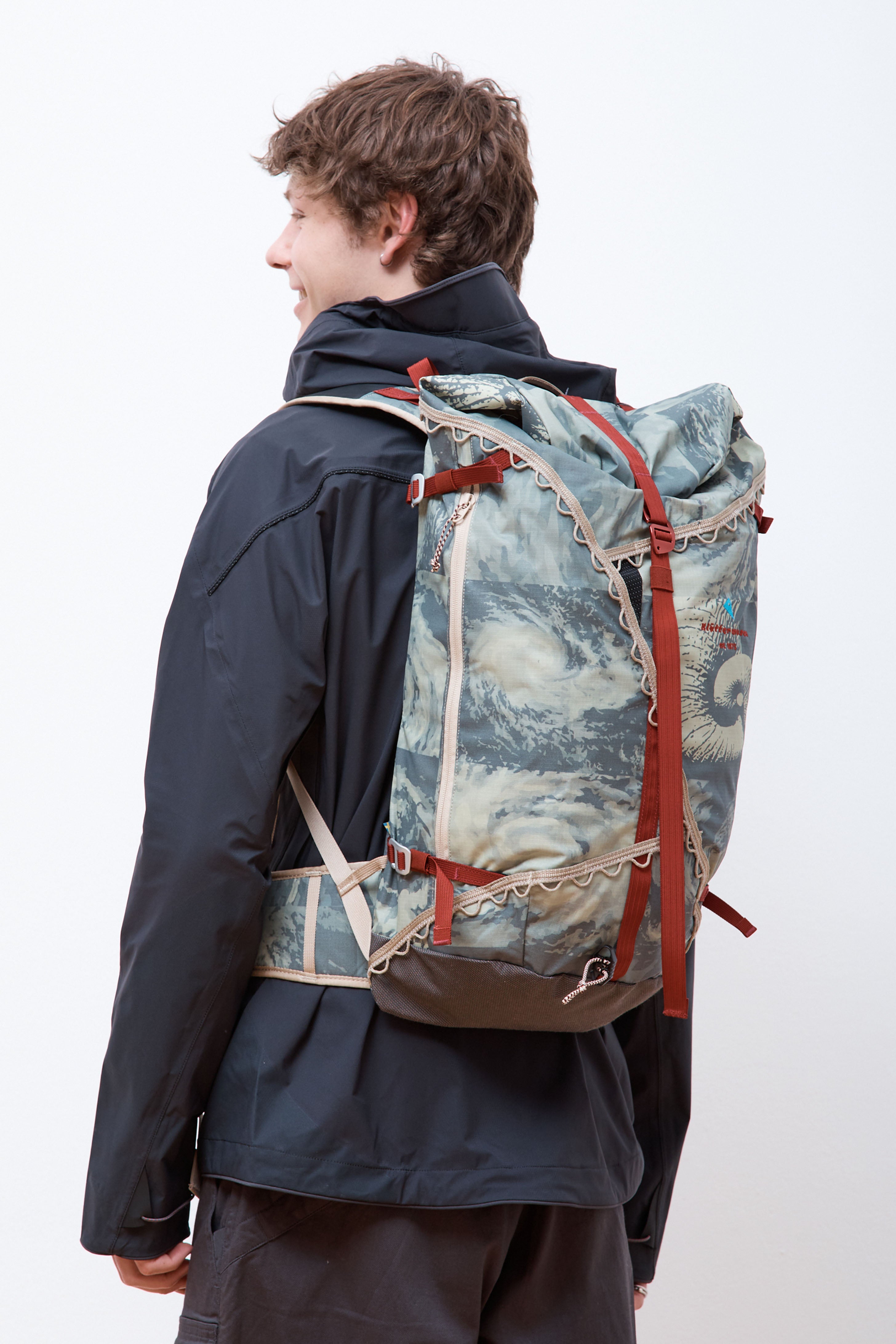 197 Retina Mountain Backpack Hurricane Sand