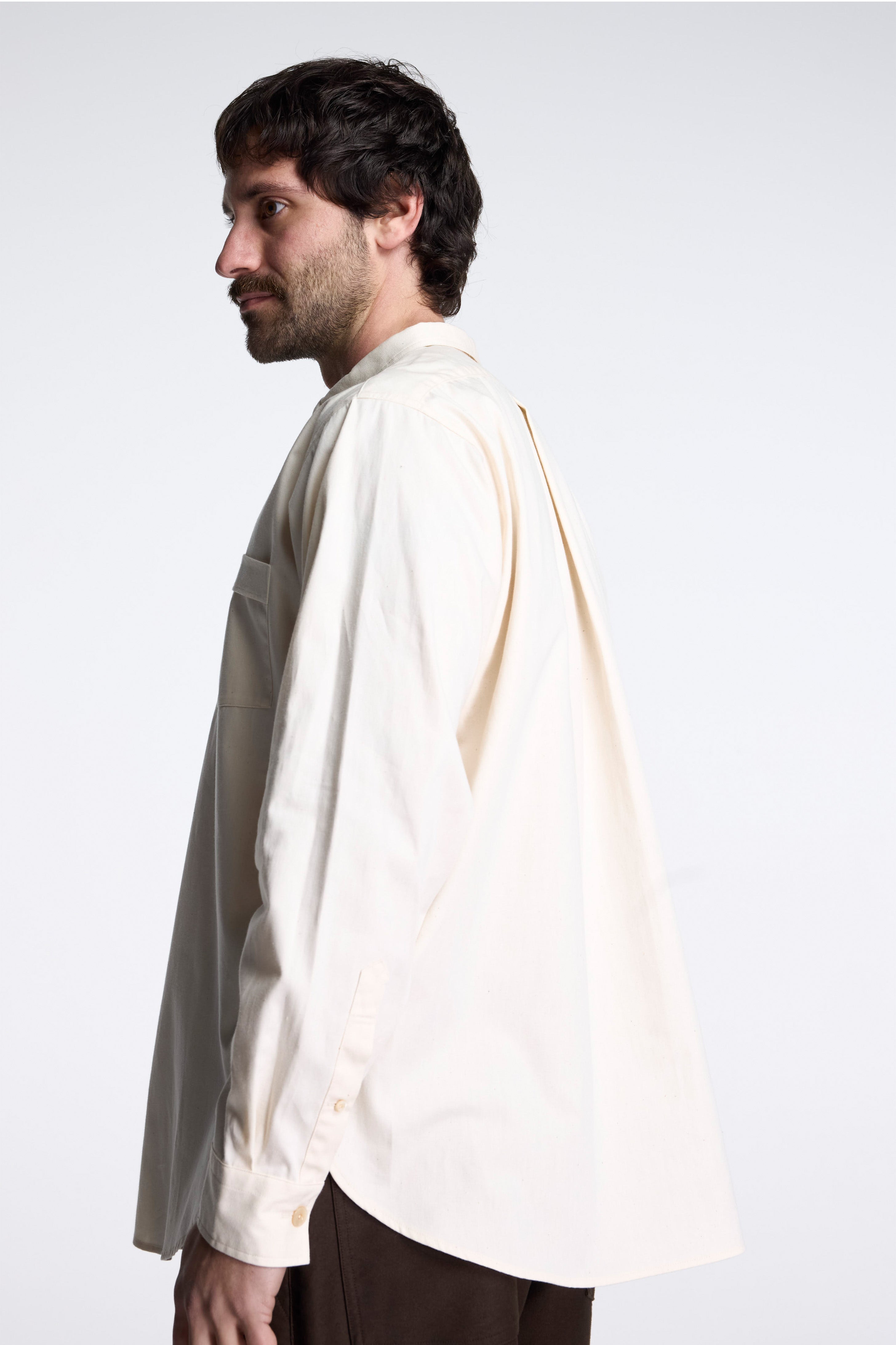 LOT.106 Narrow Collar Shirt Ivory