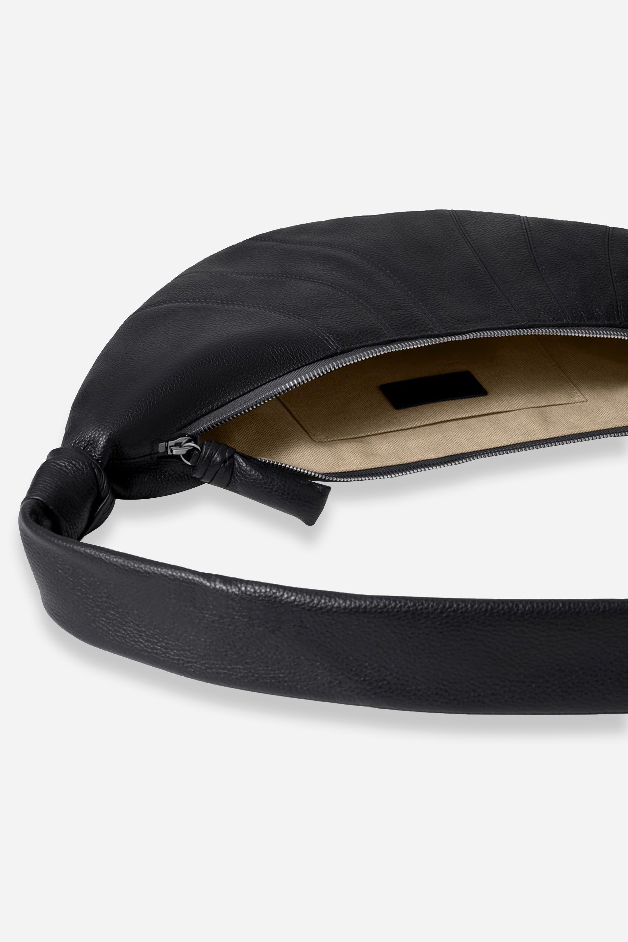 Medium Croissant Bag Black Grain