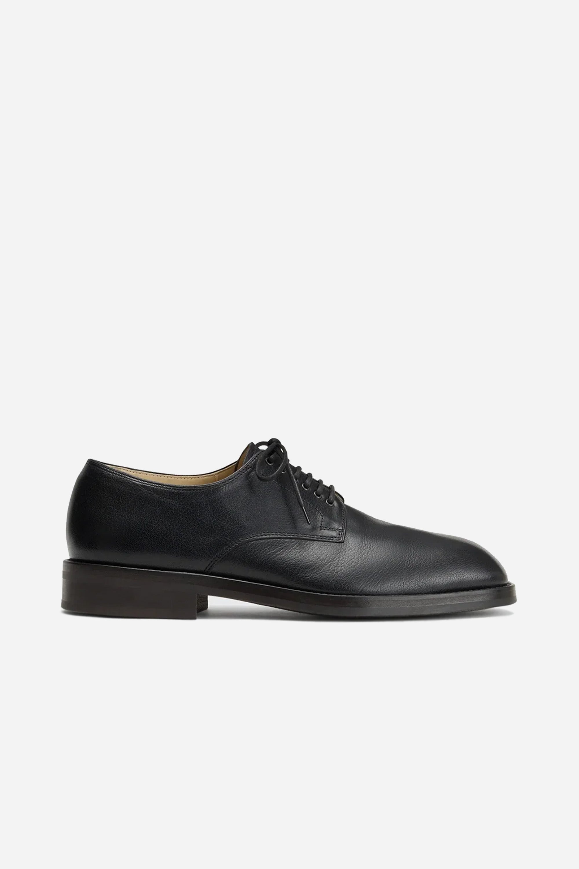 Derbies Black