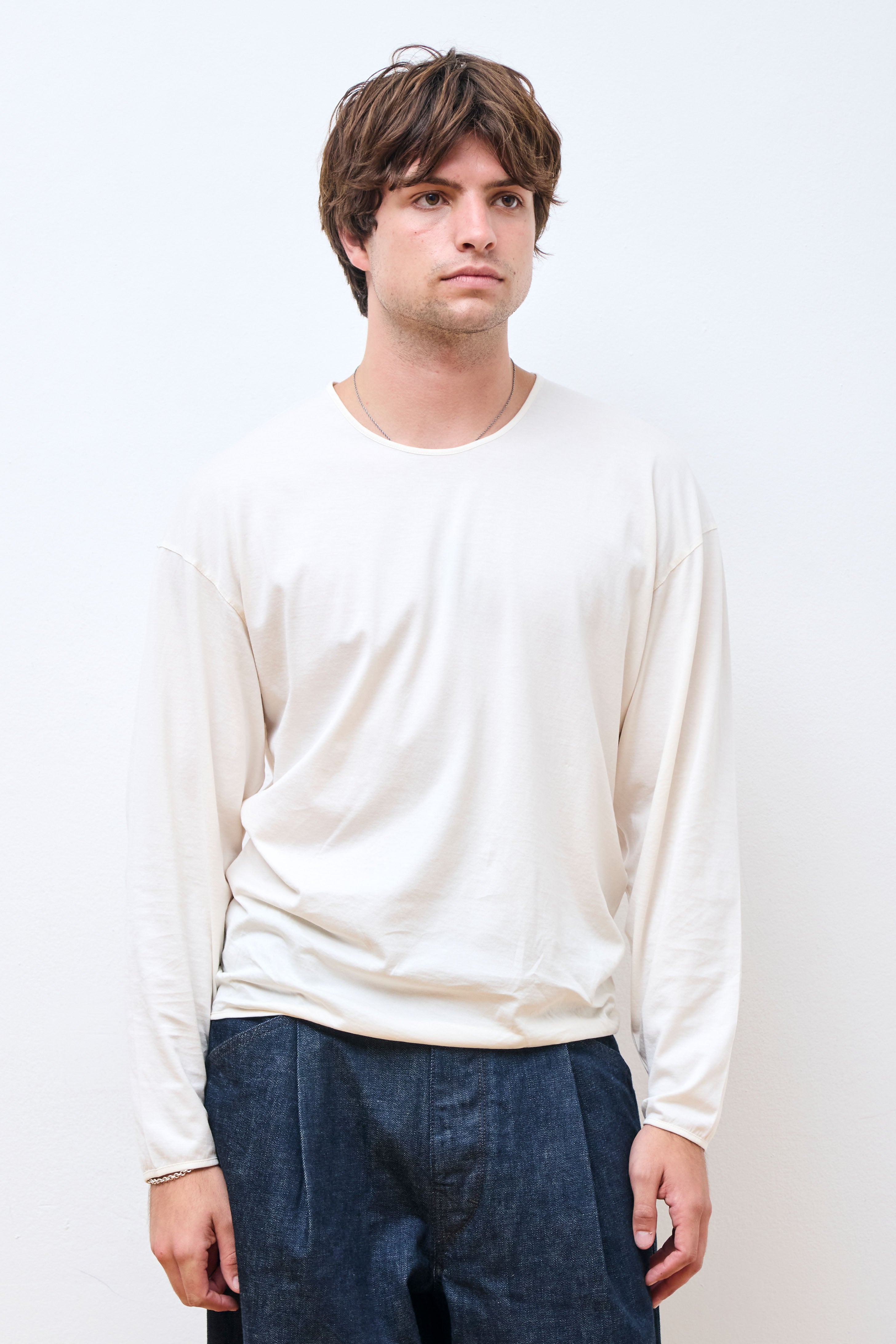 Ls Relaxed Tee Chalk